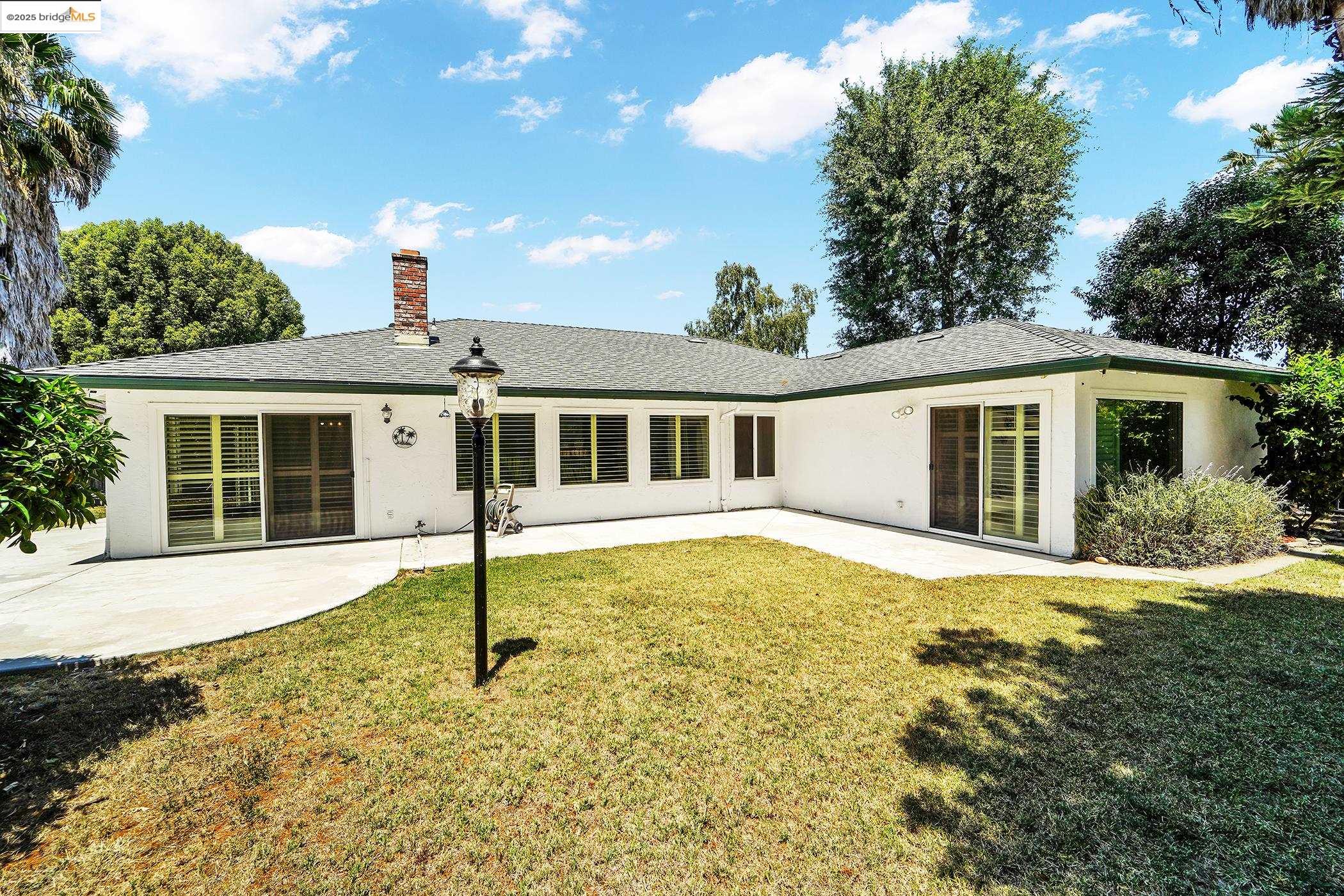 Detail Gallery Image 39 of 43 For 5323 Virtue Arc Dr, Stockton,  CA 95207 - 4 Beds | 2 Baths