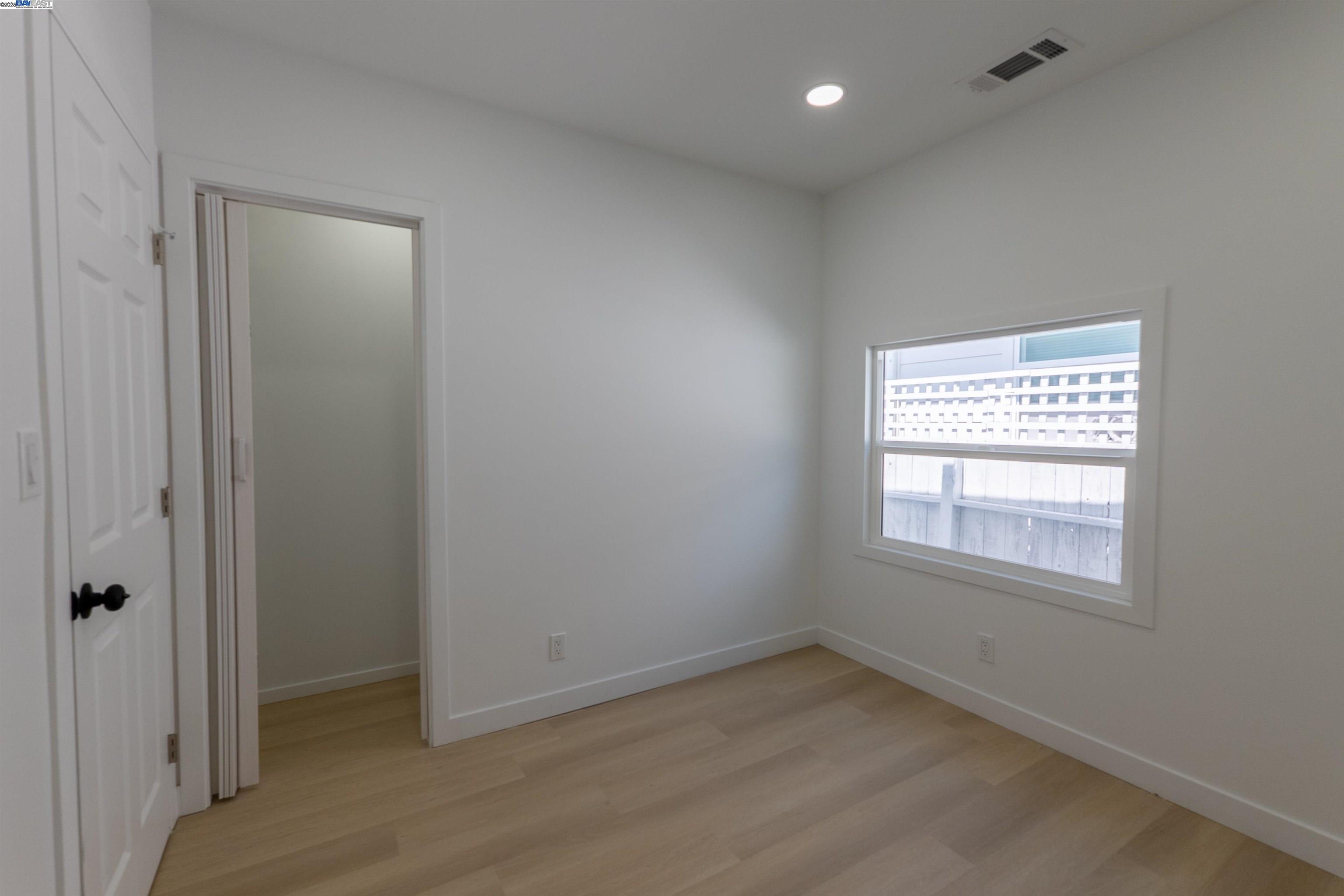Detail Gallery Image 27 of 50 For 1276 64th Ave, Oakland,  CA 94621 - 2 Beds | 1 Baths