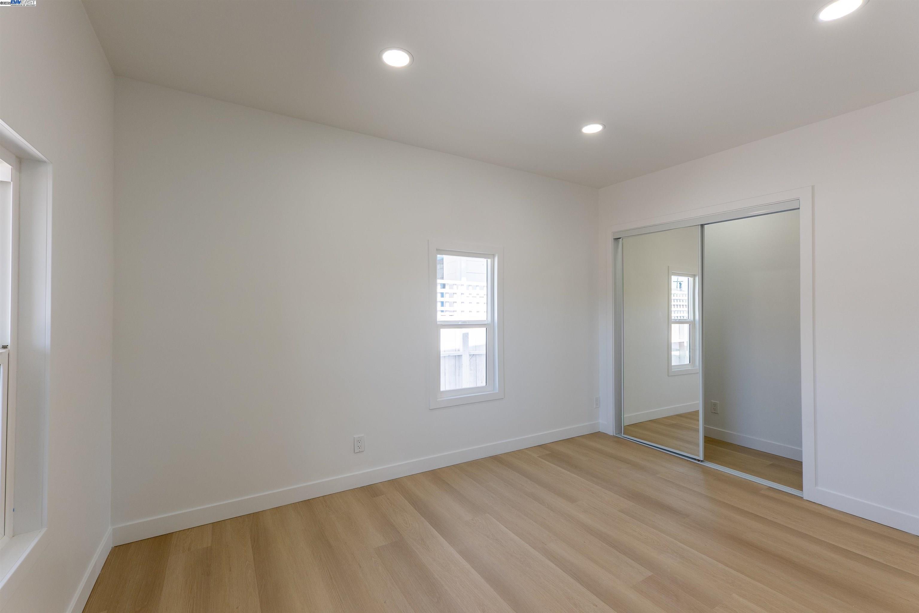 Detail Gallery Image 32 of 50 For 1276 64th Ave, Oakland,  CA 94621 - 2 Beds | 1 Baths