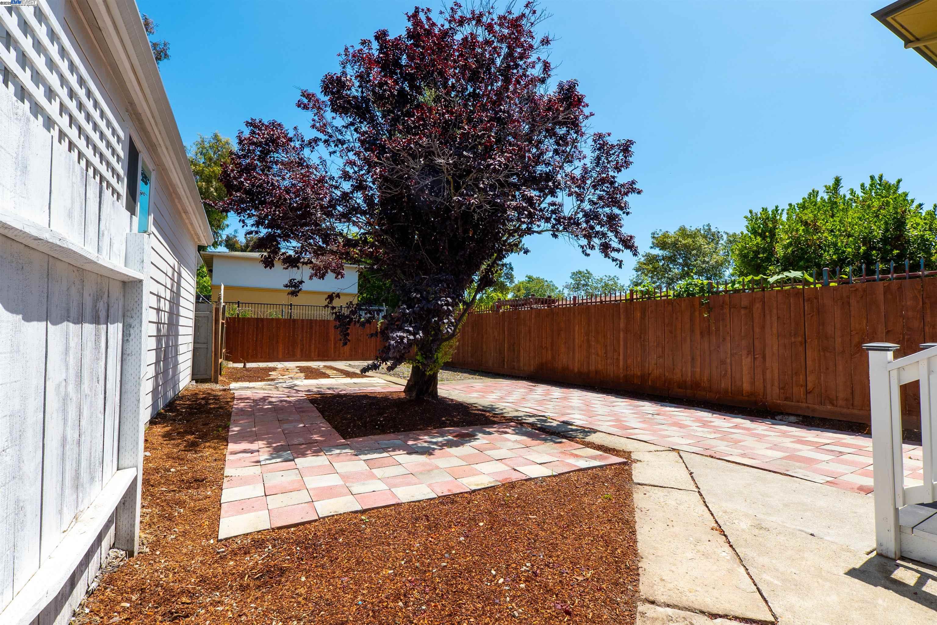 Detail Gallery Image 48 of 50 For 1276 64th Ave, Oakland,  CA 94621 - 2 Beds | 1 Baths