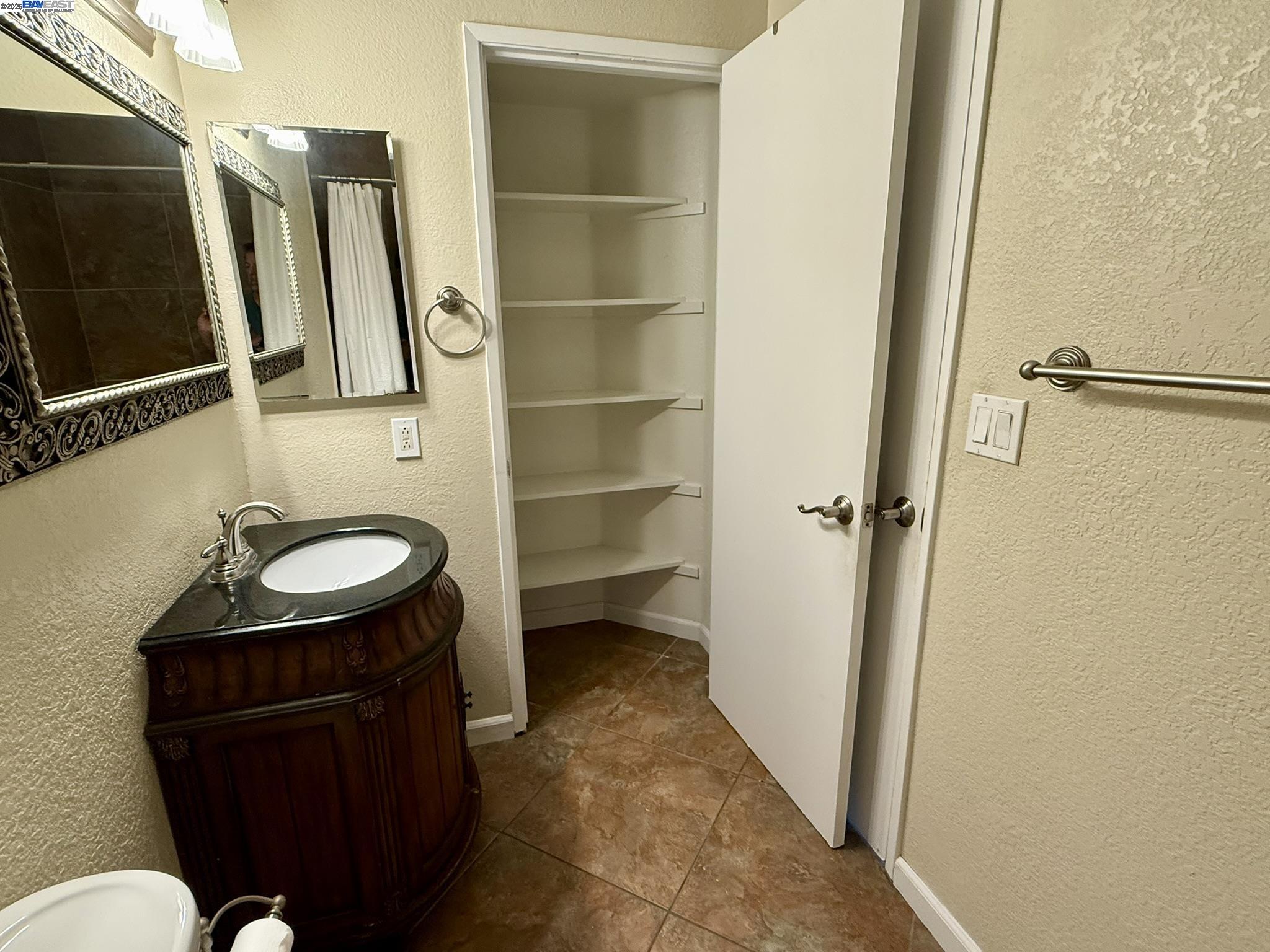 Photo #17: 41103483 Listing: Photo #17
