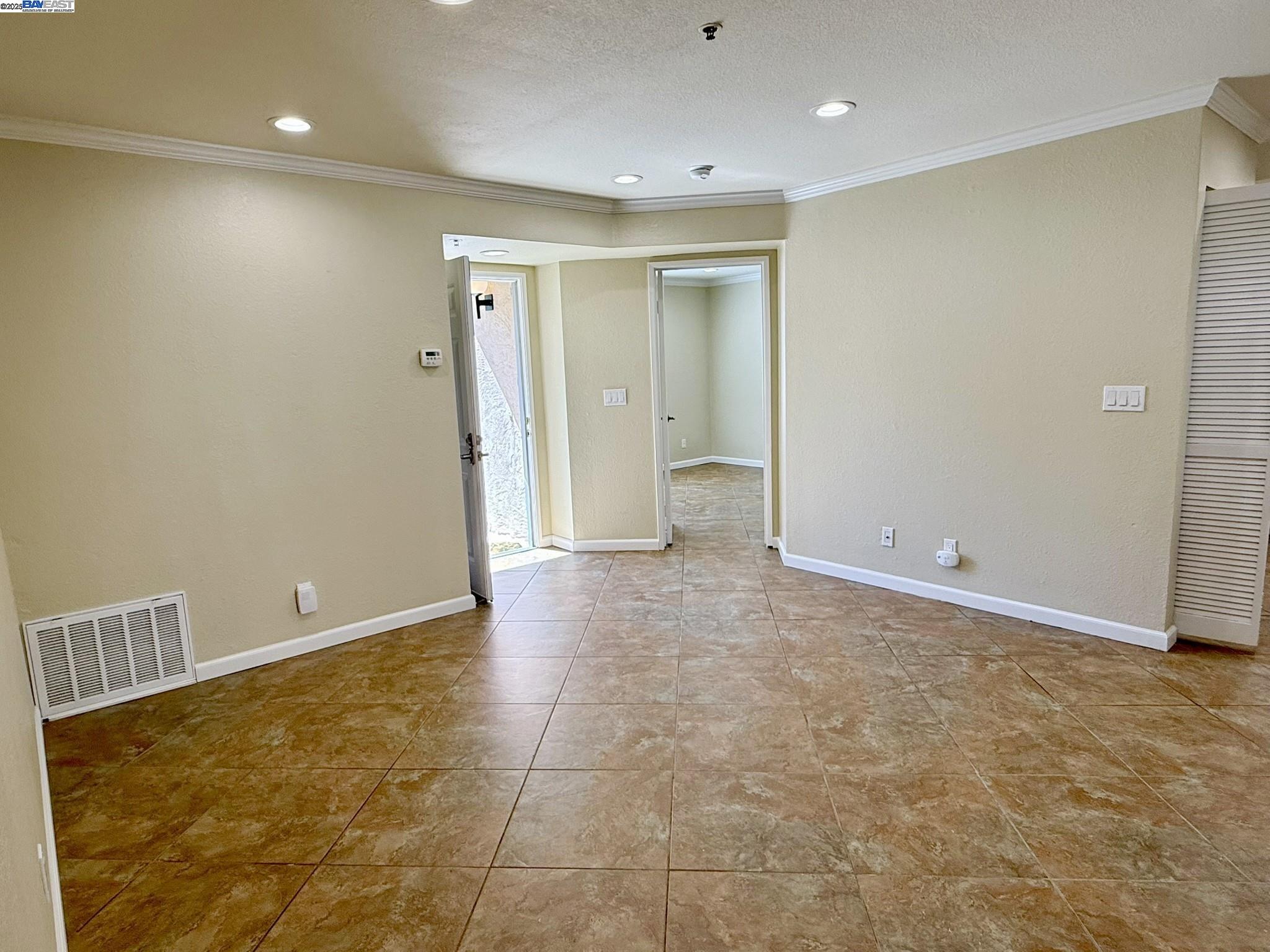 Photo #4: 41103483 Listing 