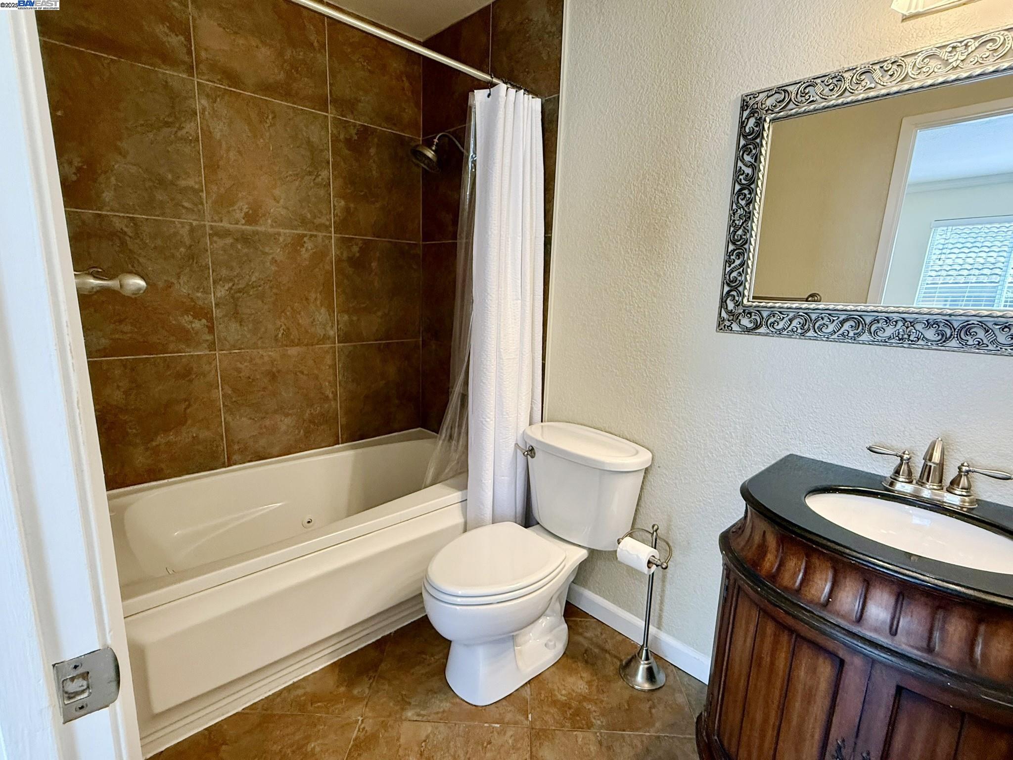 Photo #16: 41103483 Listing: Photo #16