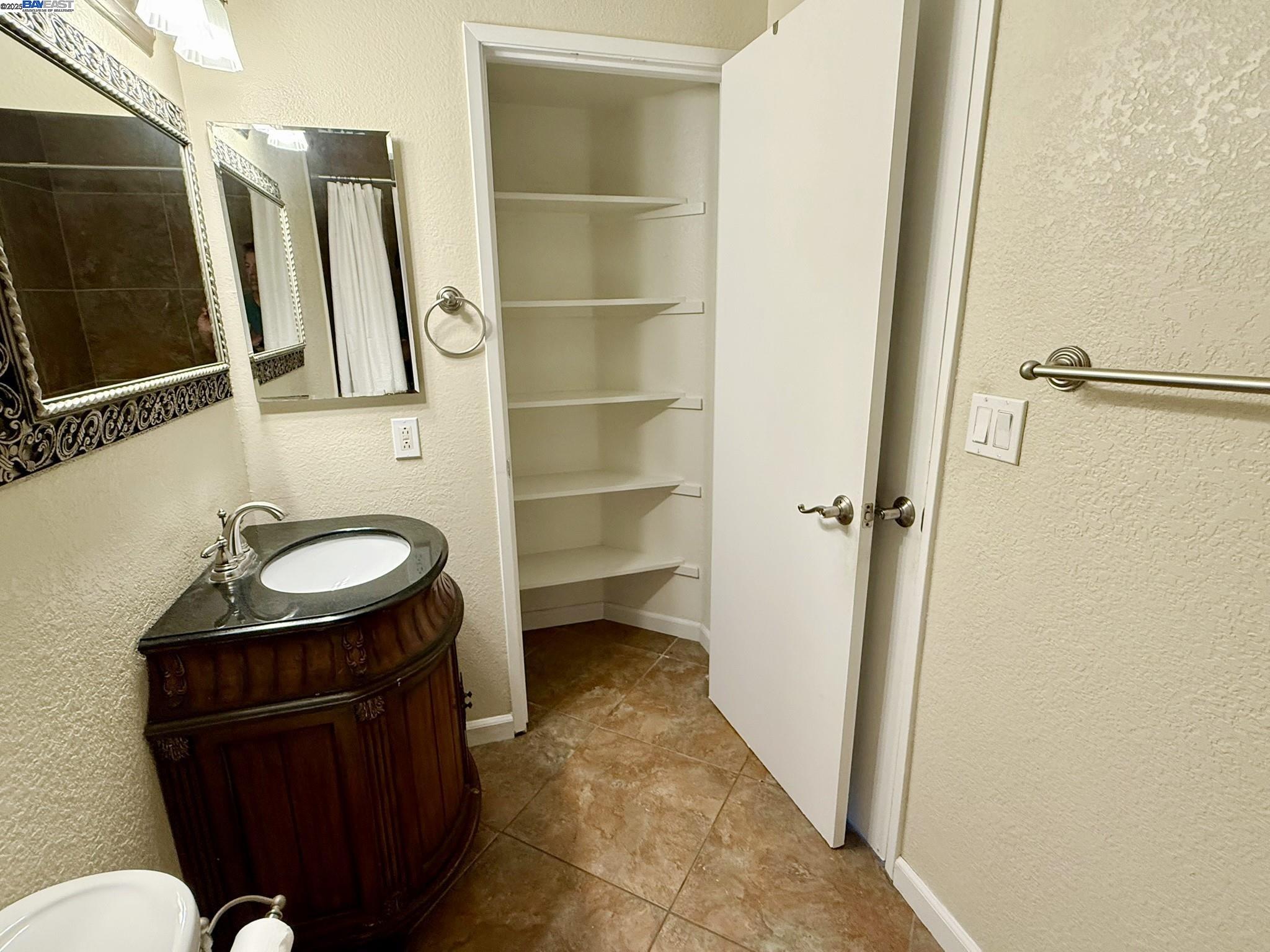 Photo #17: 41103483 Listing: Photo #17