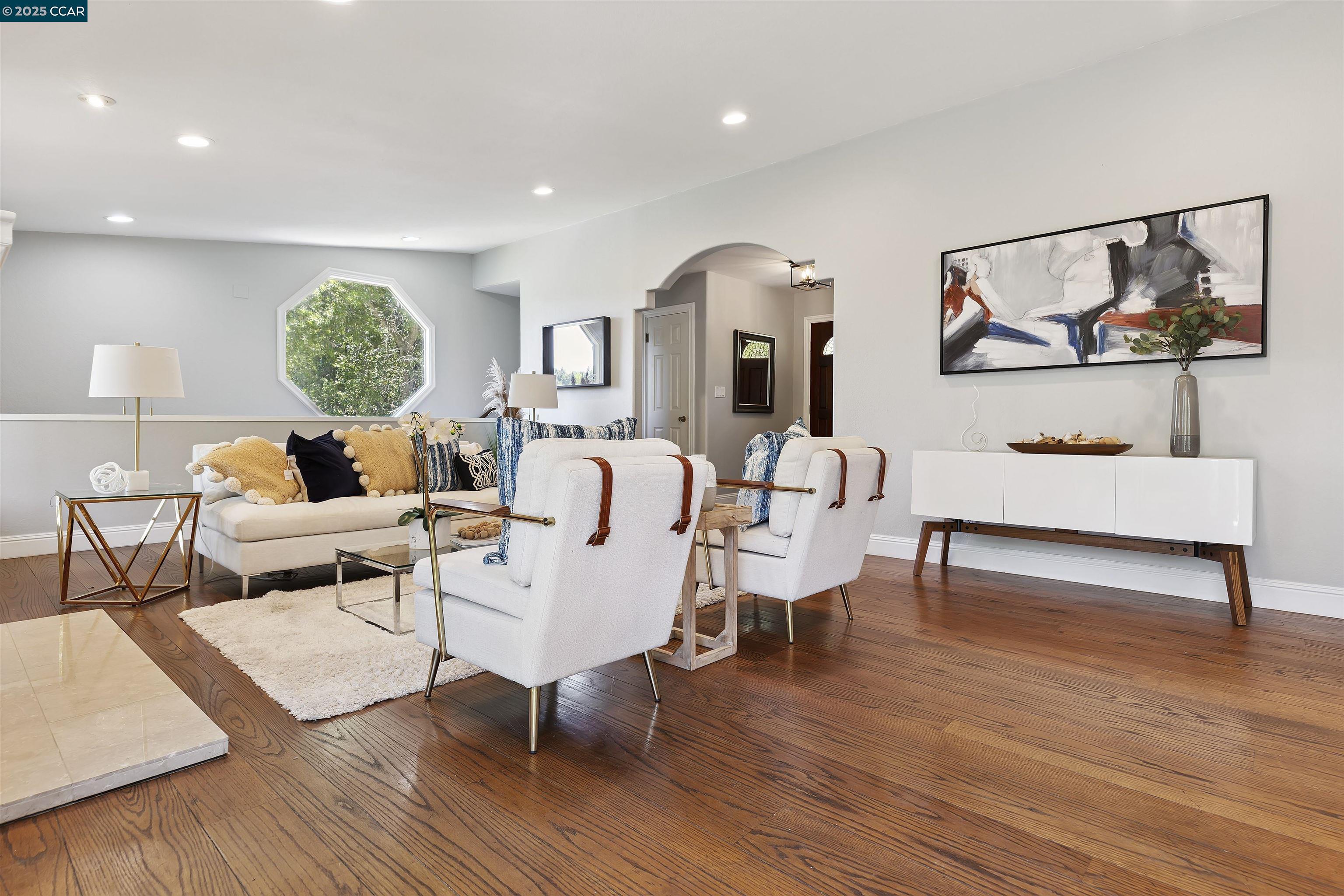 Detail Gallery Image 19 of 59 For 38 Saint Stephens Dr, Orinda,  CA 94563 - 5 Beds | 3/1 Baths