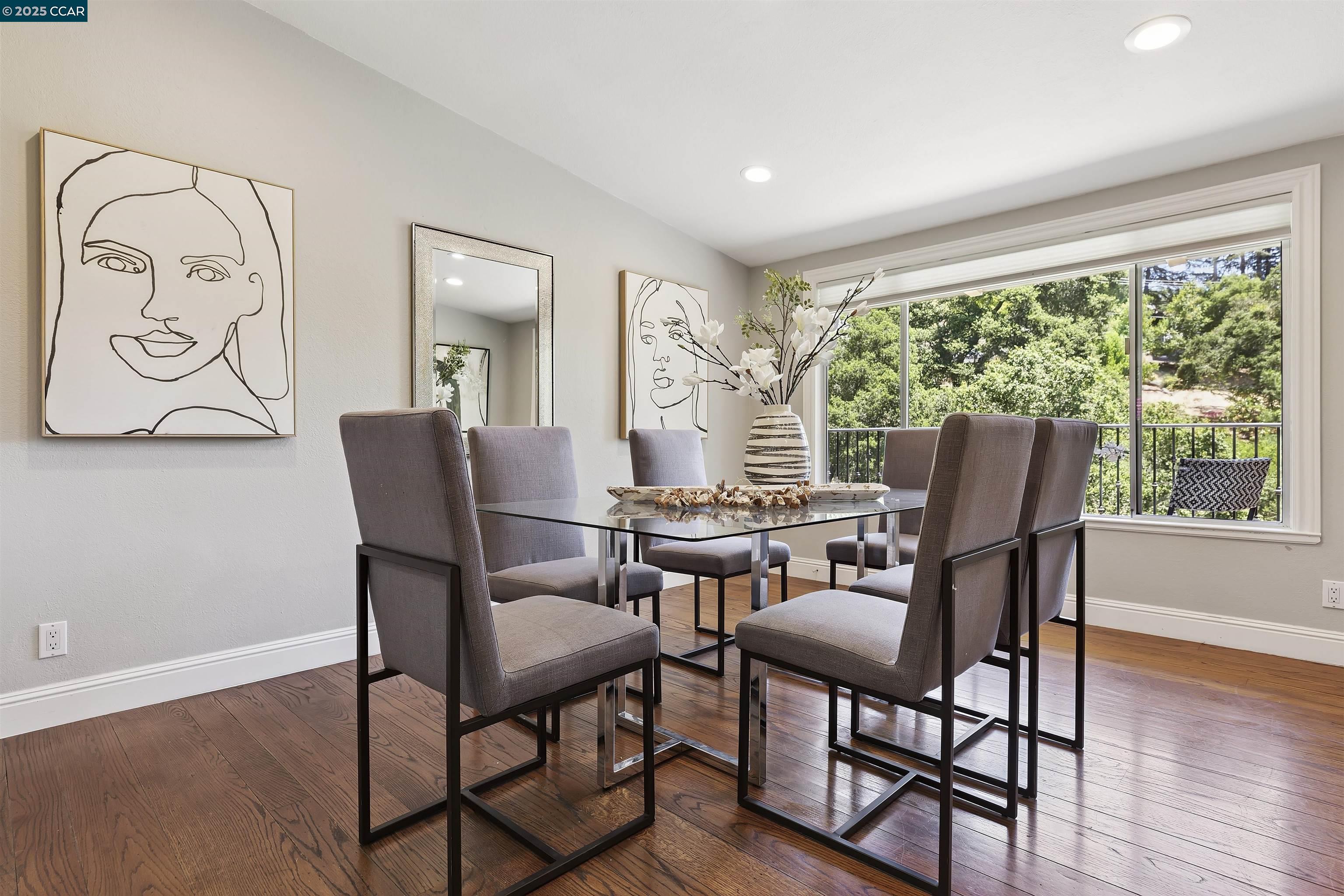 Detail Gallery Image 23 of 59 For 38 Saint Stephens Dr, Orinda,  CA 94563 - 5 Beds | 3/1 Baths