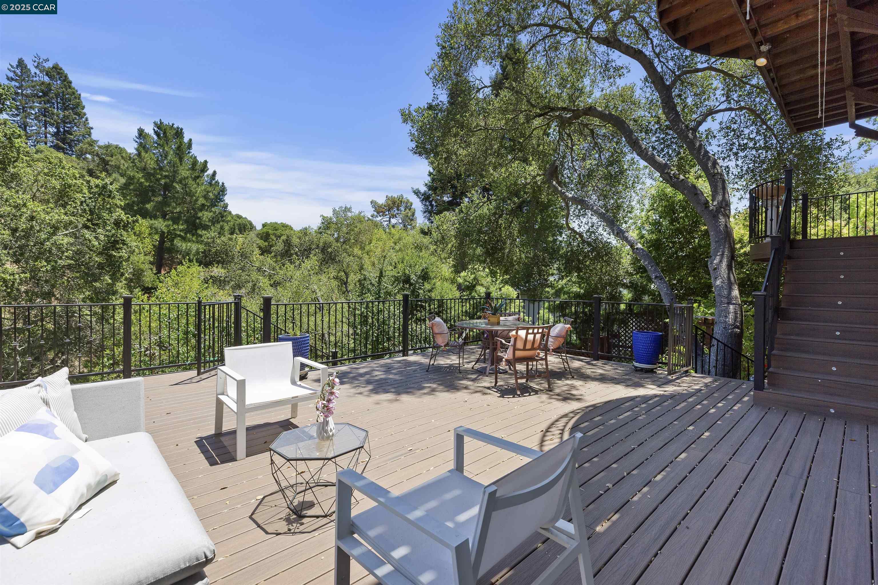 Detail Gallery Image 29 of 59 For 38 Saint Stephens Dr, Orinda,  CA 94563 - 5 Beds | 3/1 Baths