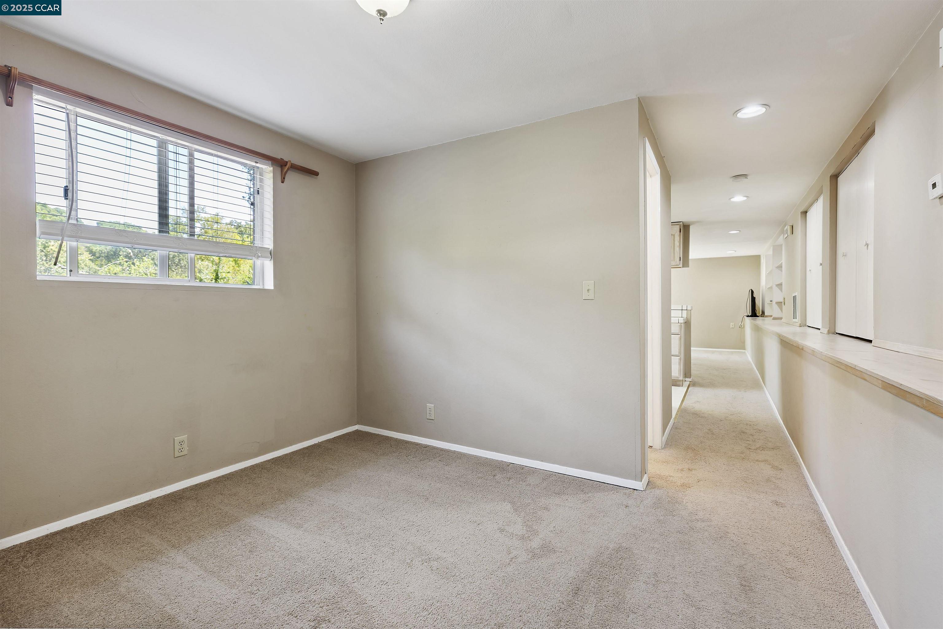 Detail Gallery Image 48 of 59 For 38 Saint Stephens Dr, Orinda,  CA 94563 - 5 Beds | 3/1 Baths