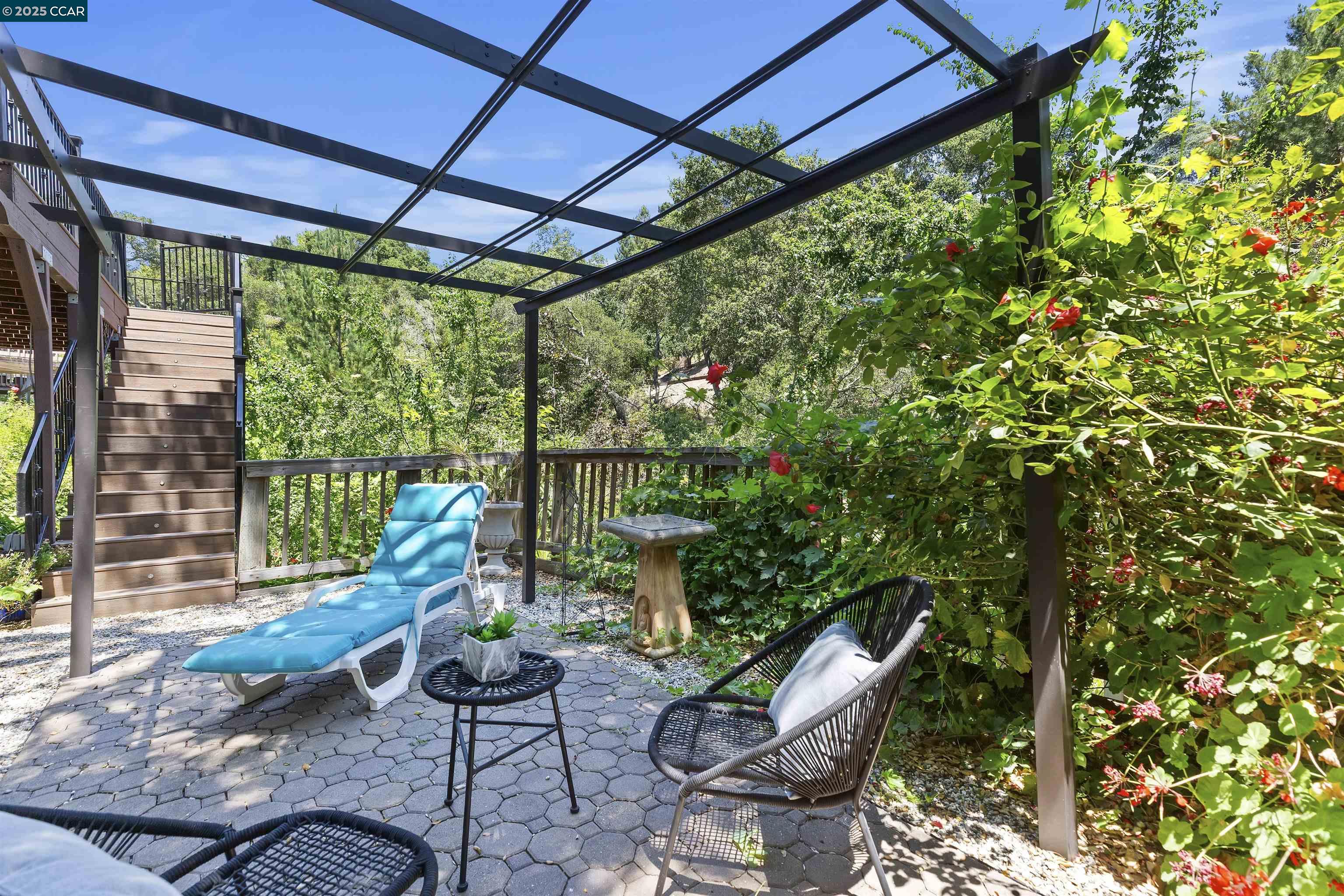 Detail Gallery Image 50 of 59 For 38 Saint Stephens Dr, Orinda,  CA 94563 - 5 Beds | 3/1 Baths