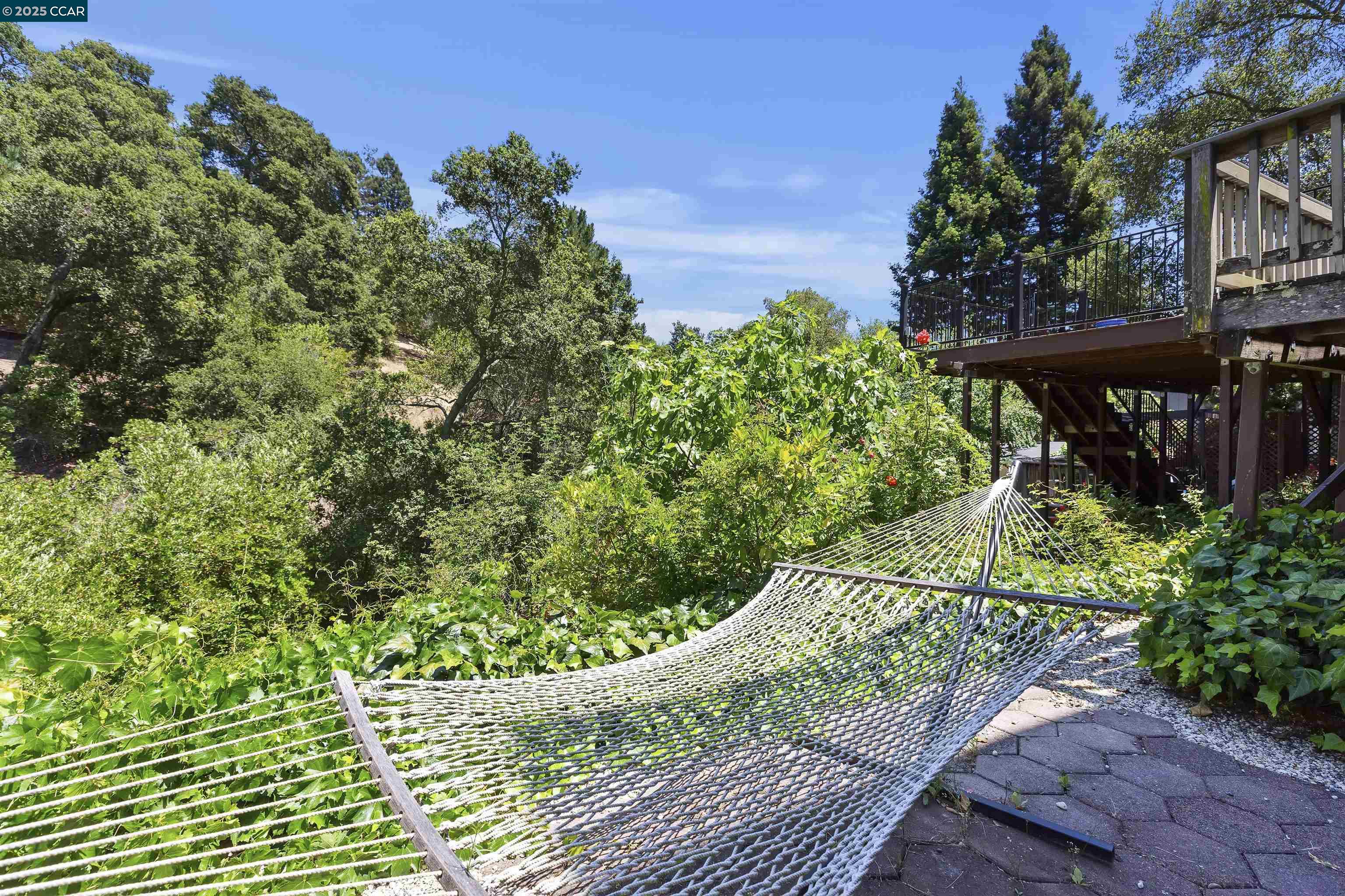 Detail Gallery Image 51 of 59 For 38 Saint Stephens Dr, Orinda,  CA 94563 - 5 Beds | 3/1 Baths