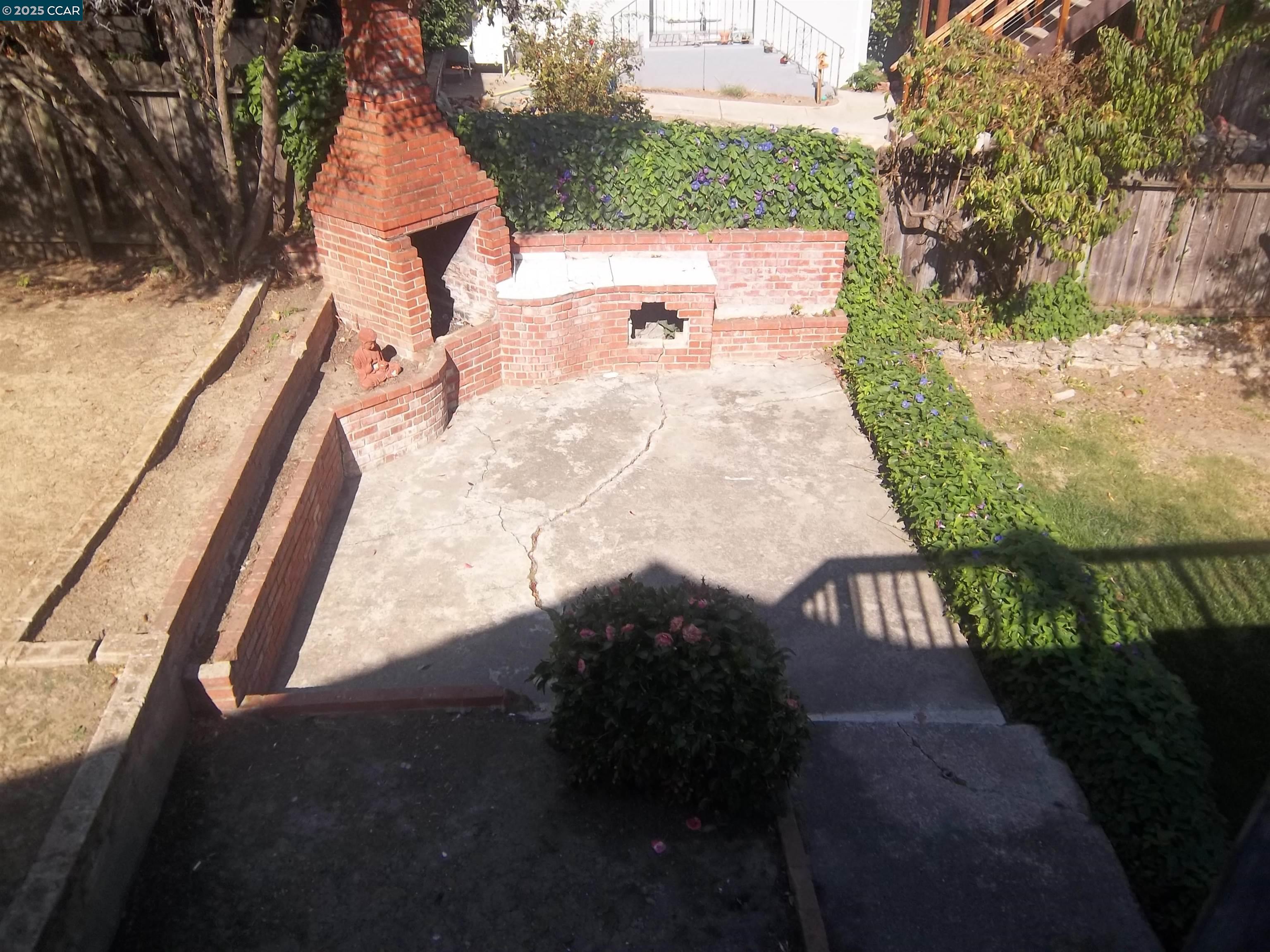 25 Main, Martinez, California 94553, 3 Bedrooms Bedrooms, 7 Rooms Rooms,2 BathroomsBathrooms,Residential Lease,For Rent,25 Main,41103492