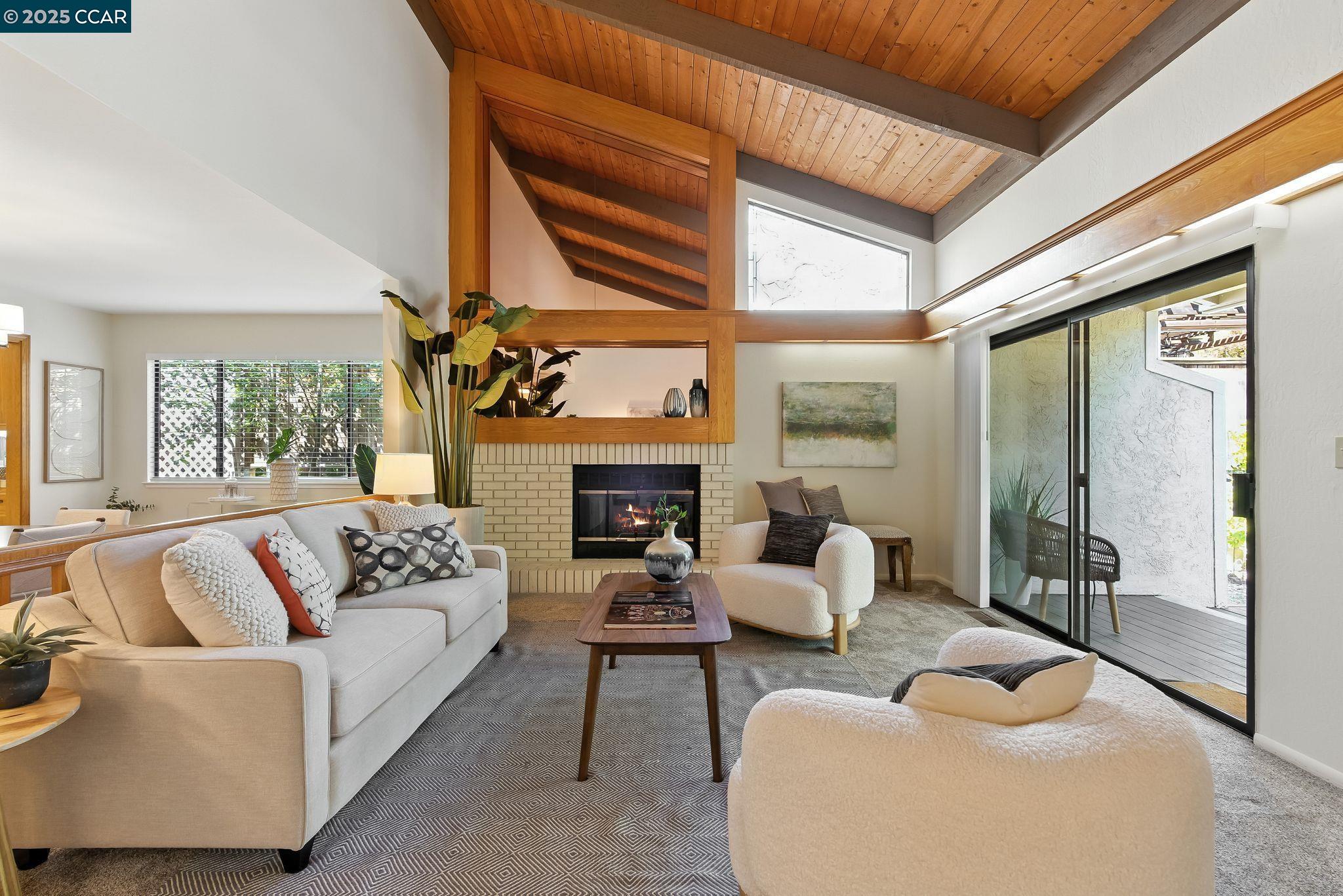 Photo #12: 41103493 Listing: Photo #12