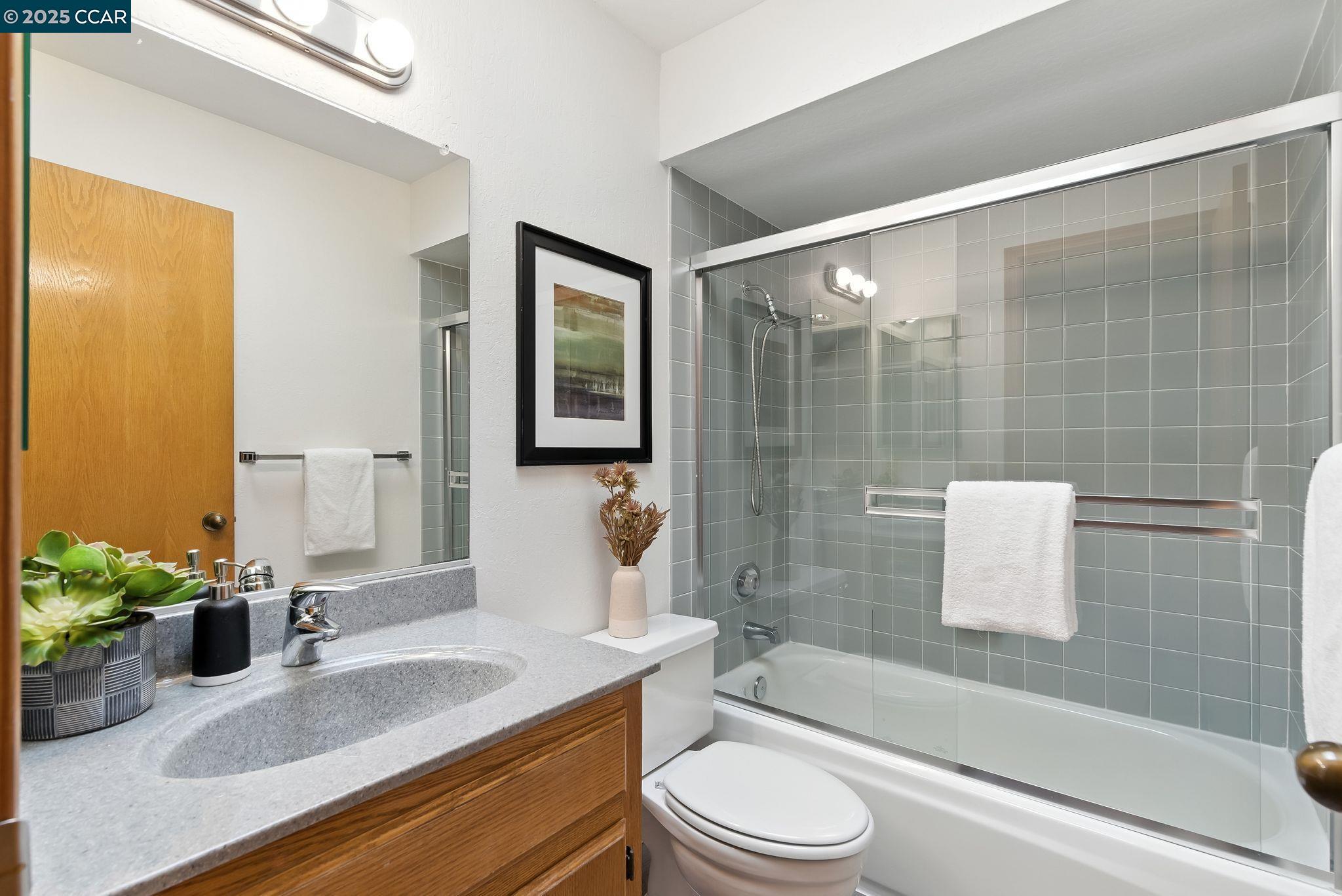 Photo #20: 41103493 Listing: Photo #20