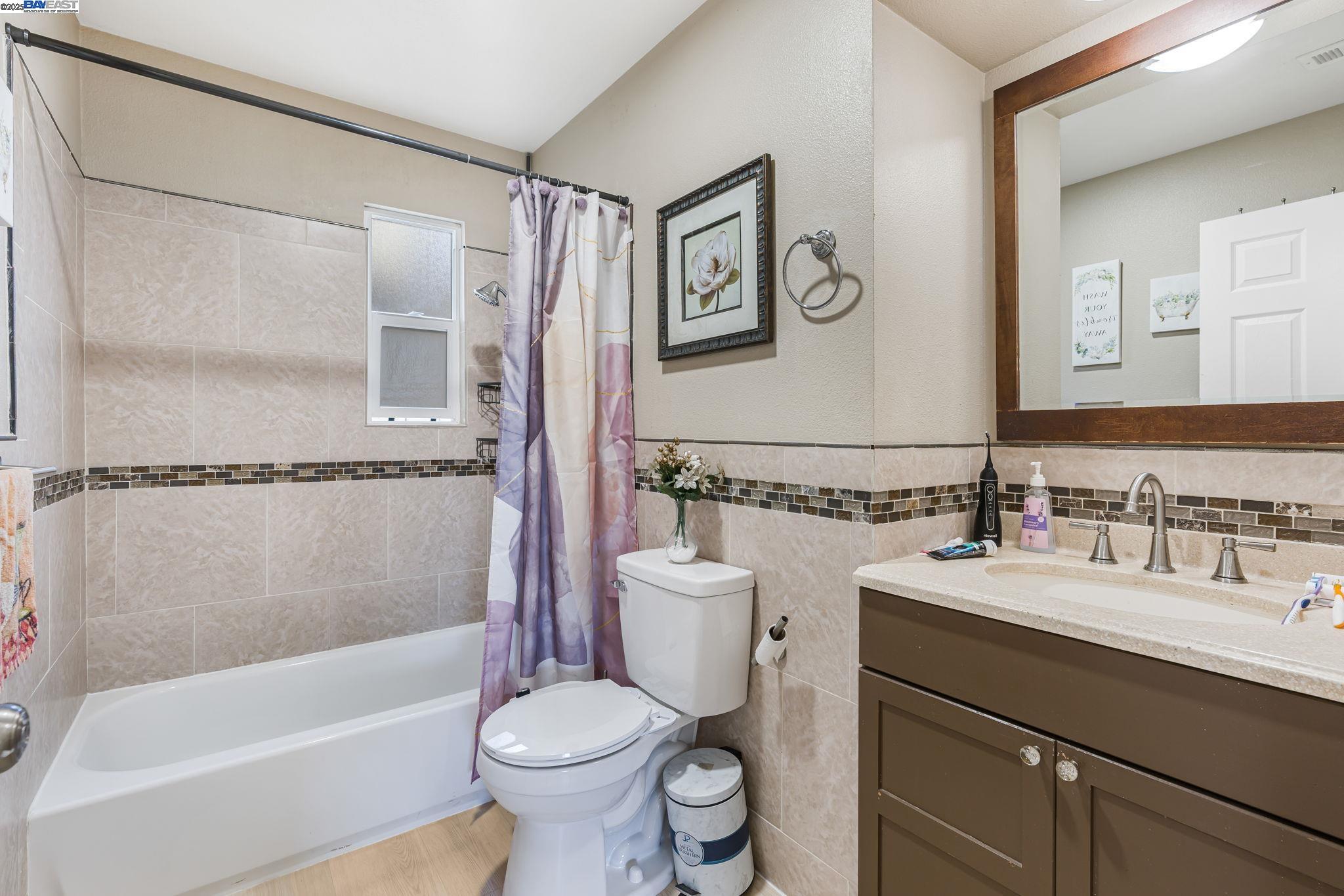 Detail Gallery Image 26 of 35 For 548 Sonoma Ave, Livermore,  CA 94550 - 4 Beds | 2 Baths