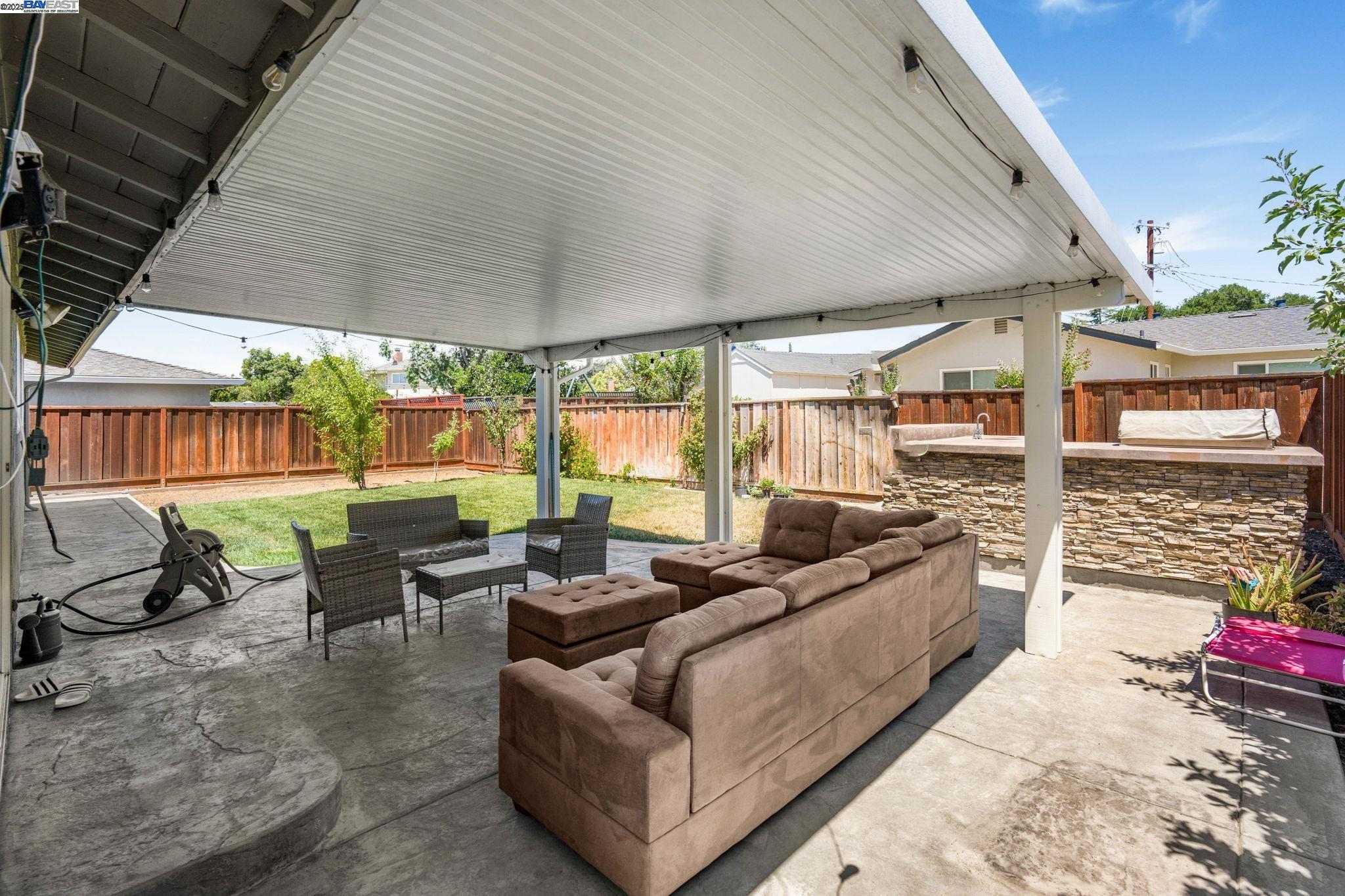 Detail Gallery Image 29 of 35 For 548 Sonoma Ave, Livermore,  CA 94550 - 4 Beds | 2 Baths
