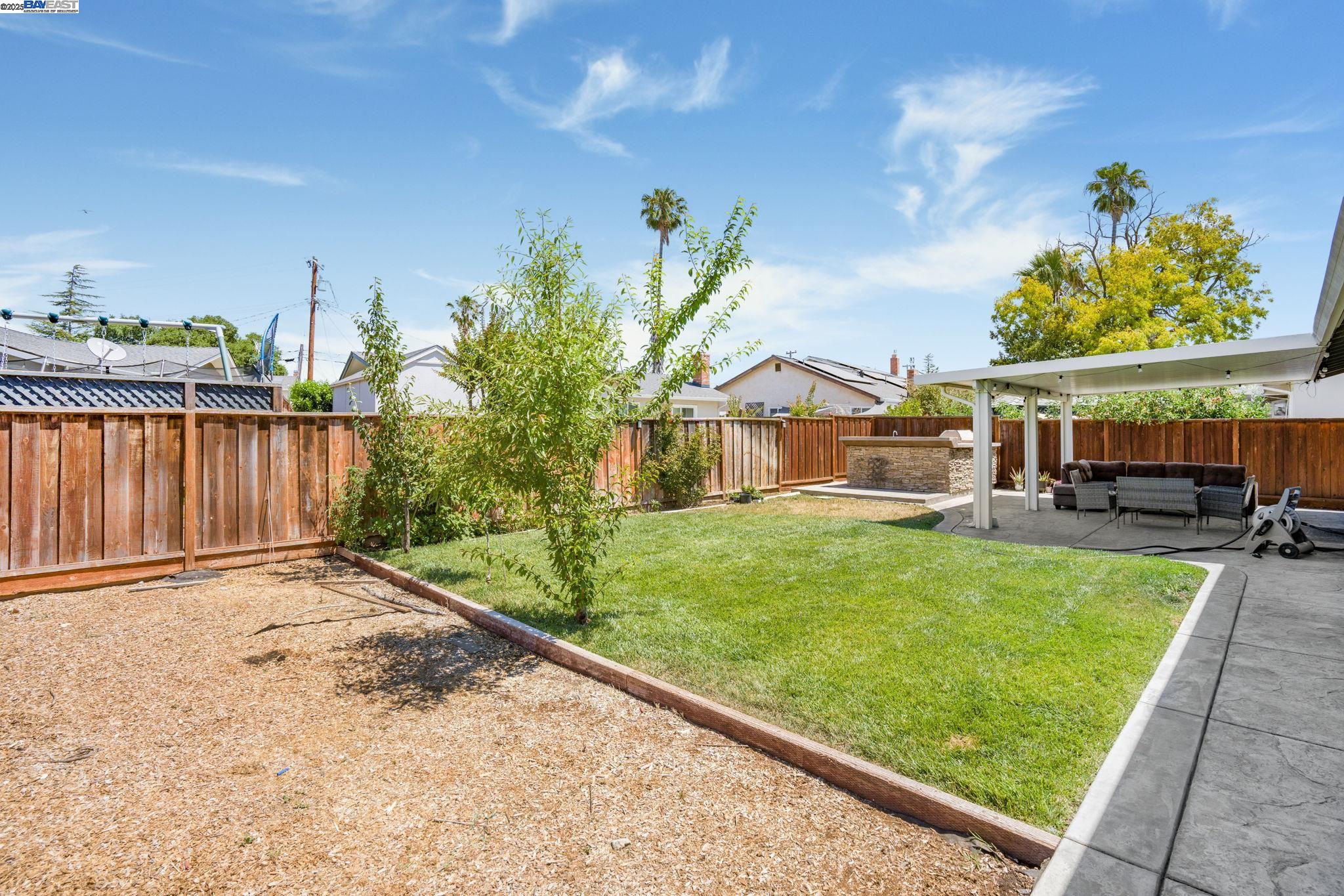 Detail Gallery Image 33 of 35 For 548 Sonoma Ave, Livermore,  CA 94550 - 4 Beds | 2 Baths