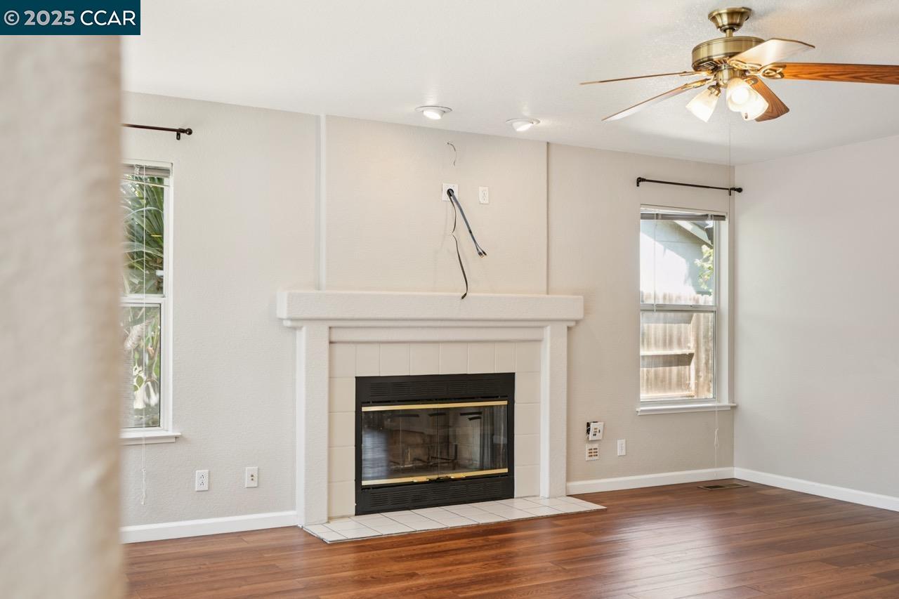 Detail Gallery Image 17 of 49 For 3907 Folsom Dr, Antioch,  CA 94531 - 4 Beds | 2/1 Baths