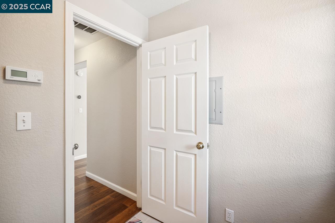 Detail Gallery Image 19 of 49 For 3907 Folsom Dr, Antioch,  CA 94531 - 4 Beds | 2/1 Baths