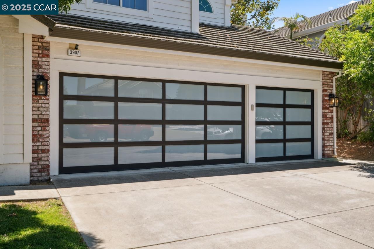 Detail Gallery Image 4 of 49 For 3907 Folsom Dr, Antioch,  CA 94531 - 4 Beds | 2/1 Baths