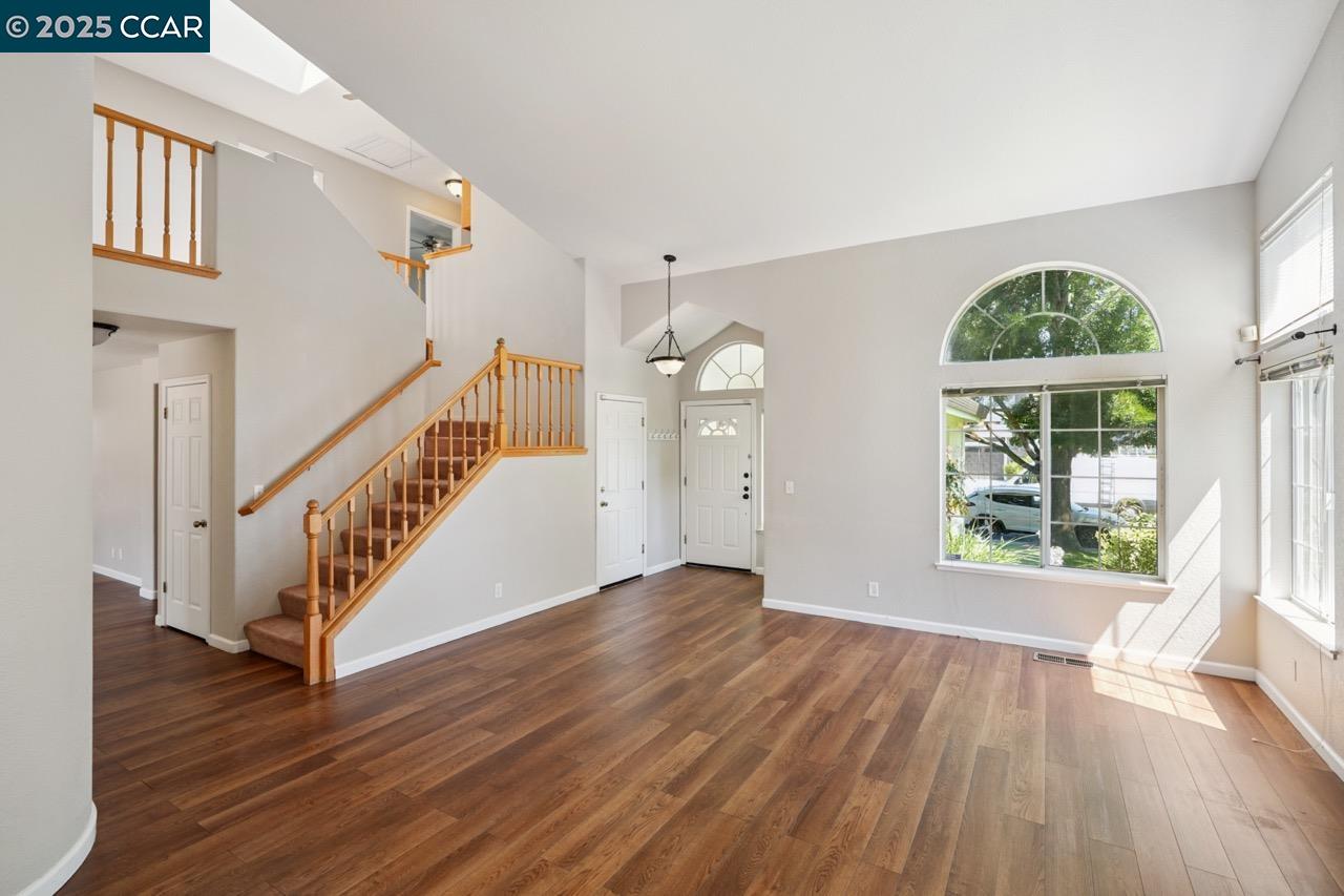 Detail Gallery Image 7 of 49 For 3907 Folsom Dr, Antioch,  CA 94531 - 4 Beds | 2/1 Baths