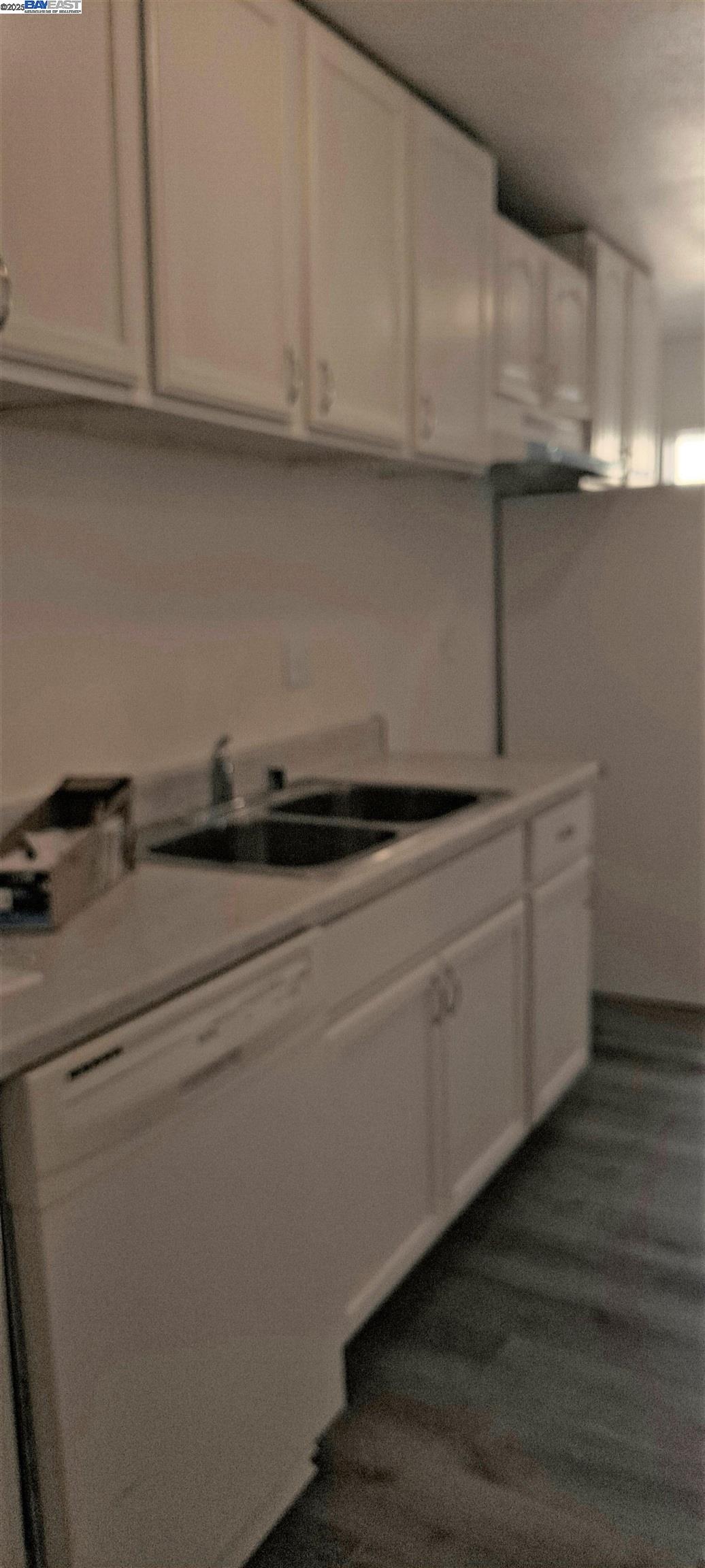Detail Gallery Image 8 of 12 For 1233 87th Ave, Oakland,  CA 94621 - – Beds | – Baths