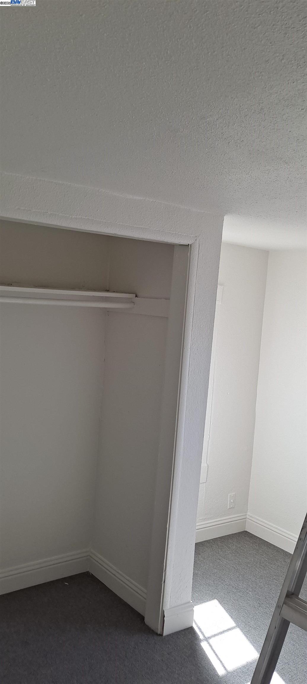 Detail Gallery Image 10 of 12 For 1233 87th Ave, Oakland,  CA 94621 - – Beds | – Baths