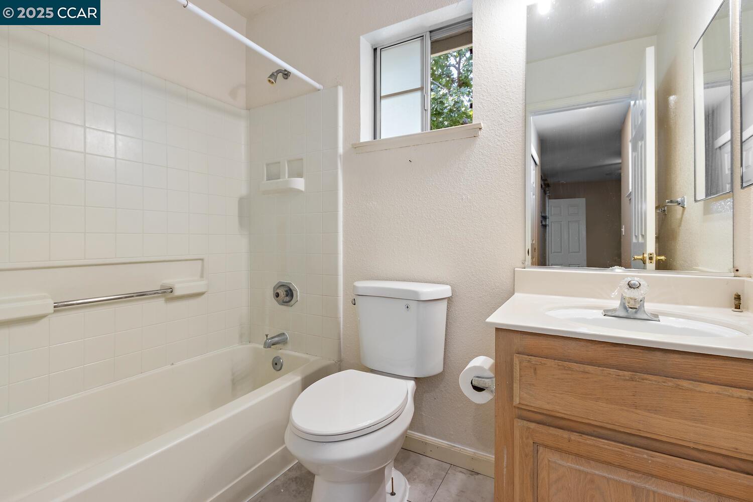 Photo #24: 41103497 Listing: Photo #24