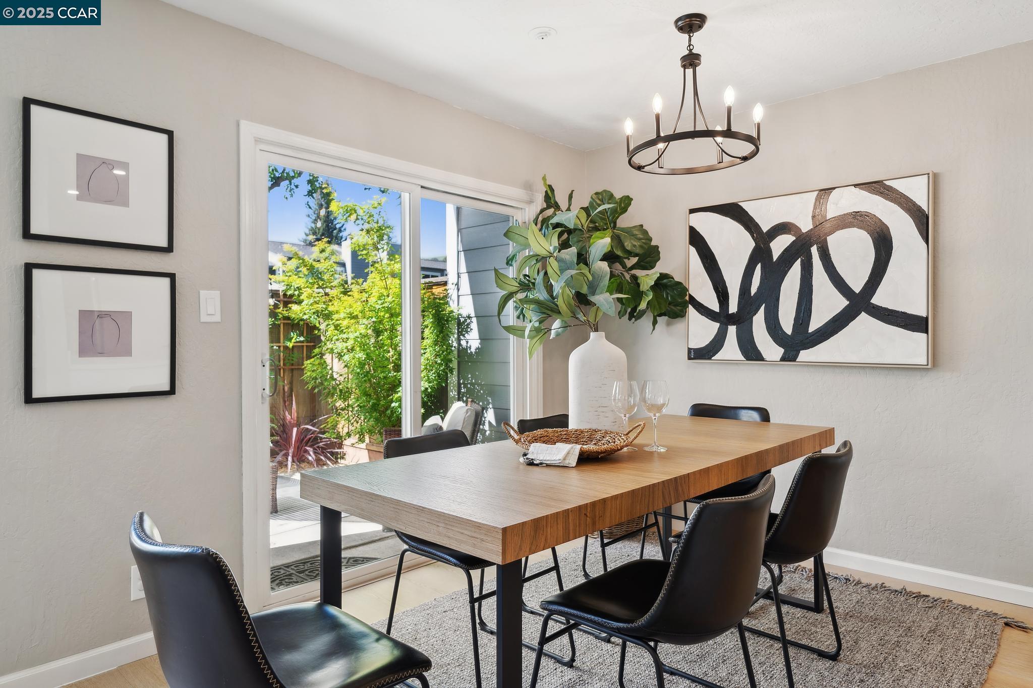 Photo #6: 41103498 Listing 