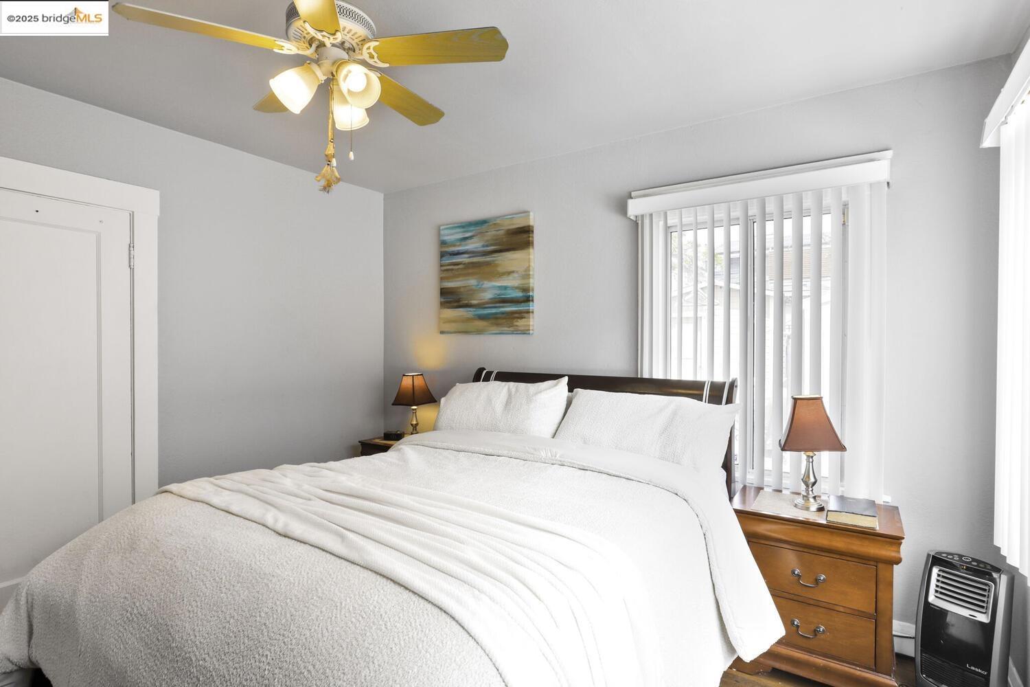 Detail Gallery Image 18 of 31 For 5448 Trask St, Oakland,  CA 94601 - 2 Beds | 1 Baths