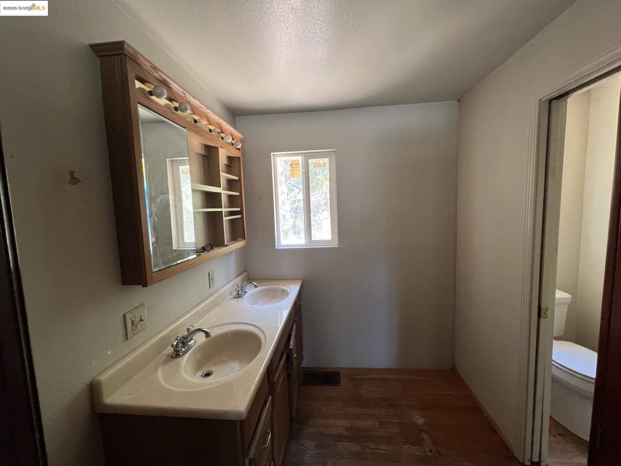 Detail Gallery Image 14 of 21 For 101 Mccormick Dr, Sonora,  CA 95370 - 2 Beds | 2 Baths