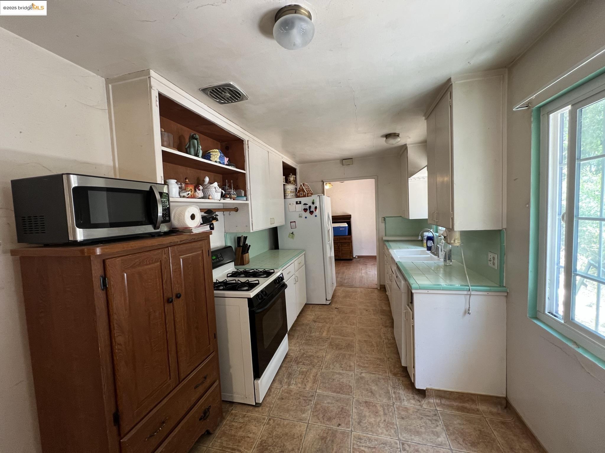 Detail Gallery Image 10 of 21 For 101 Mccormick Dr, Sonora,  CA 95370 - 2 Beds | 2 Baths