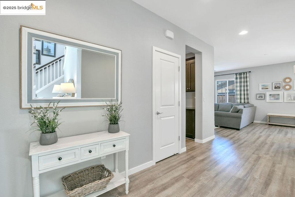 Detail Gallery Image 4 of 37 For 190 Willowrun Way, Oakley,  CA 94561 - 4 Beds | 3 Baths