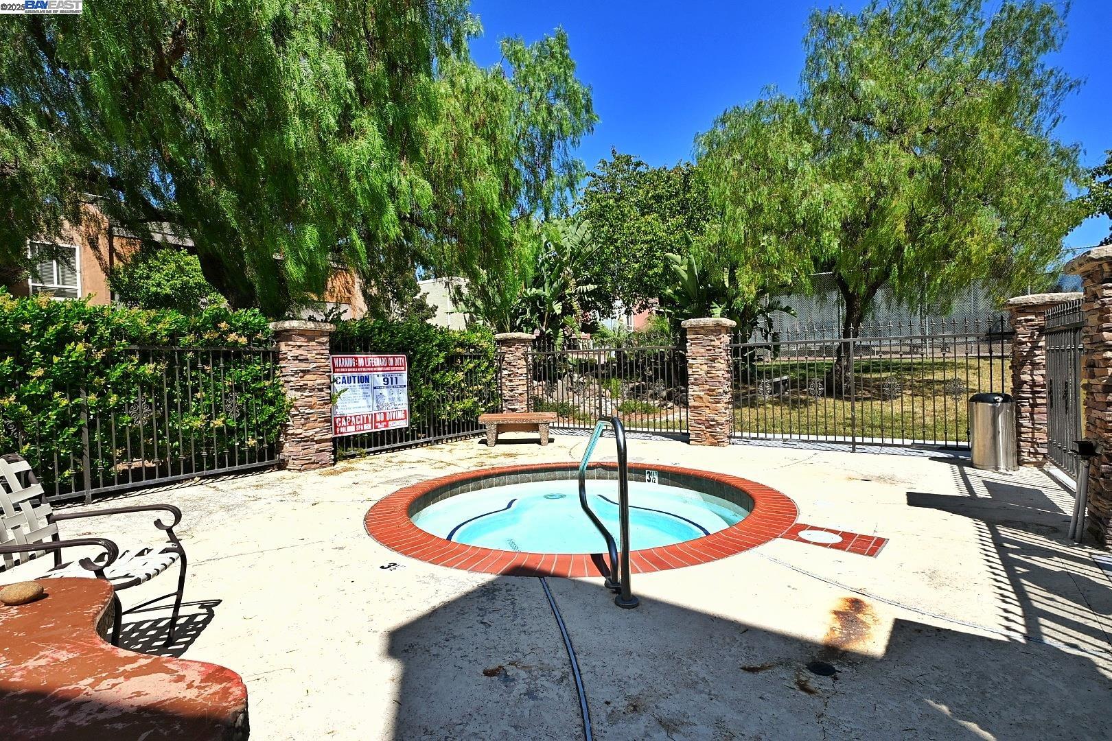 Detail Gallery Image 31 of 33 For 420 Dempst Rd. #220,  Milpitas,  CA 95035 - 3 Beds | 2 Baths