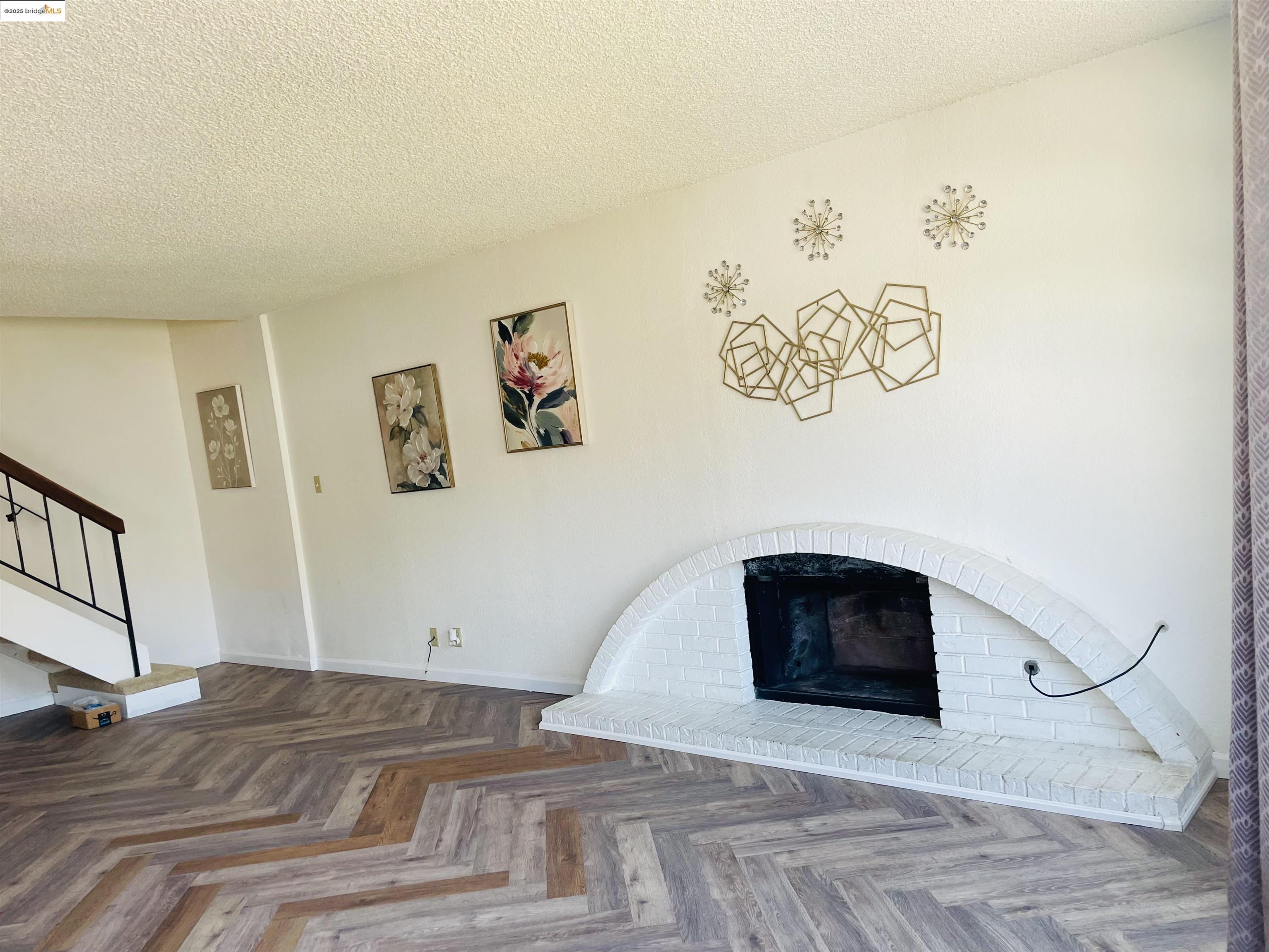 Photo #27: 41103506 Listing: Photo #27