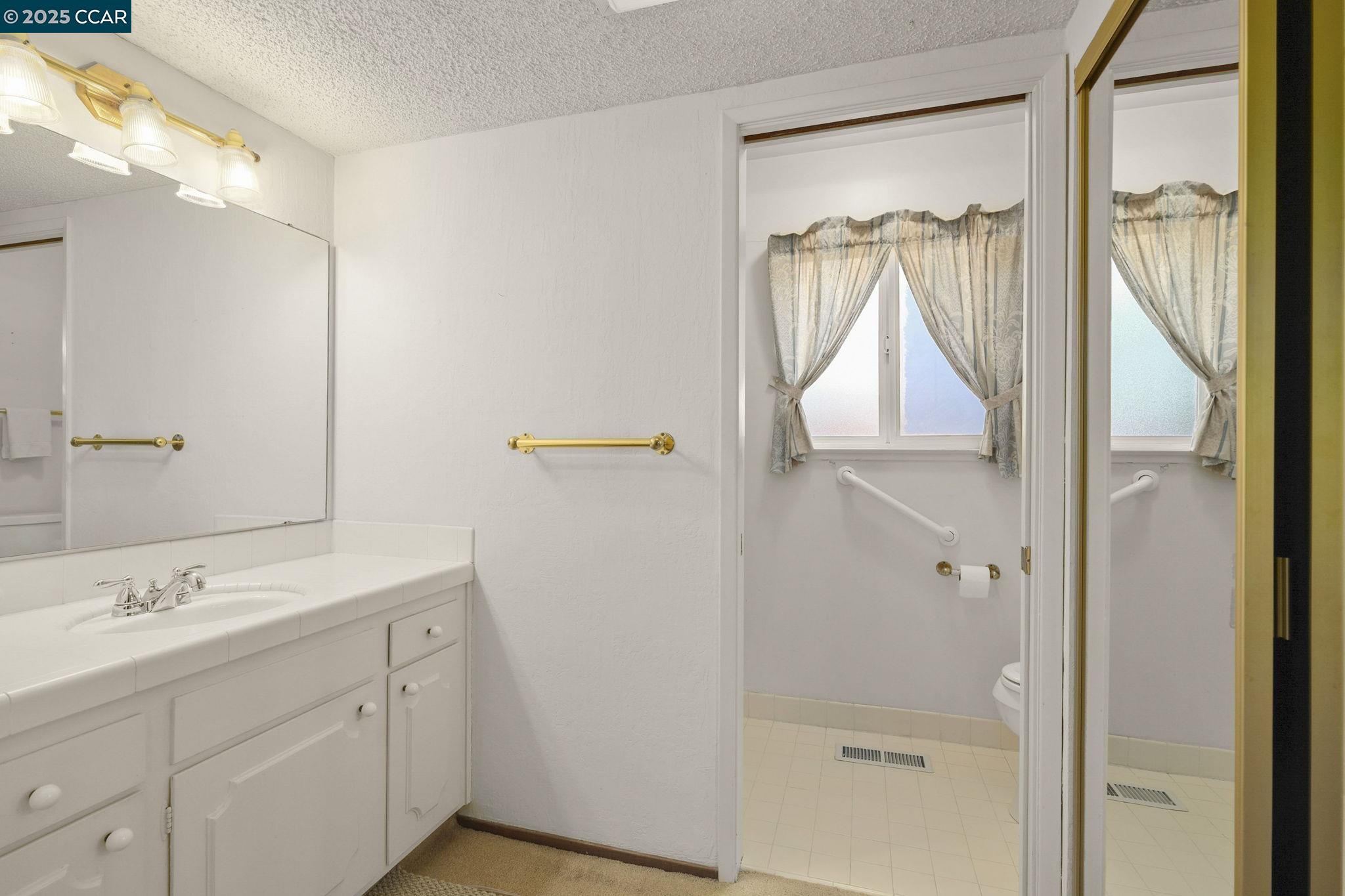 Detail Gallery Image 17 of 29 For 3906 Boatwright Dr, Concord,  CA 94519 - 3 Beds | 2 Baths