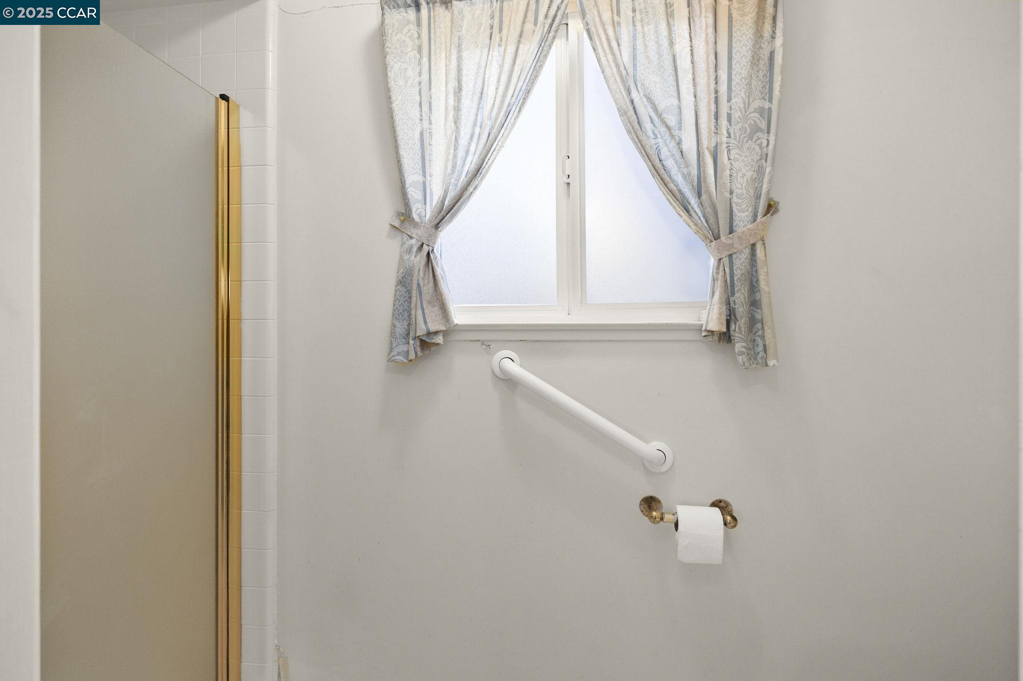 Detail Gallery Image 18 of 29 For 3906 Boatwright Dr, Concord,  CA 94519 - 3 Beds | 2 Baths