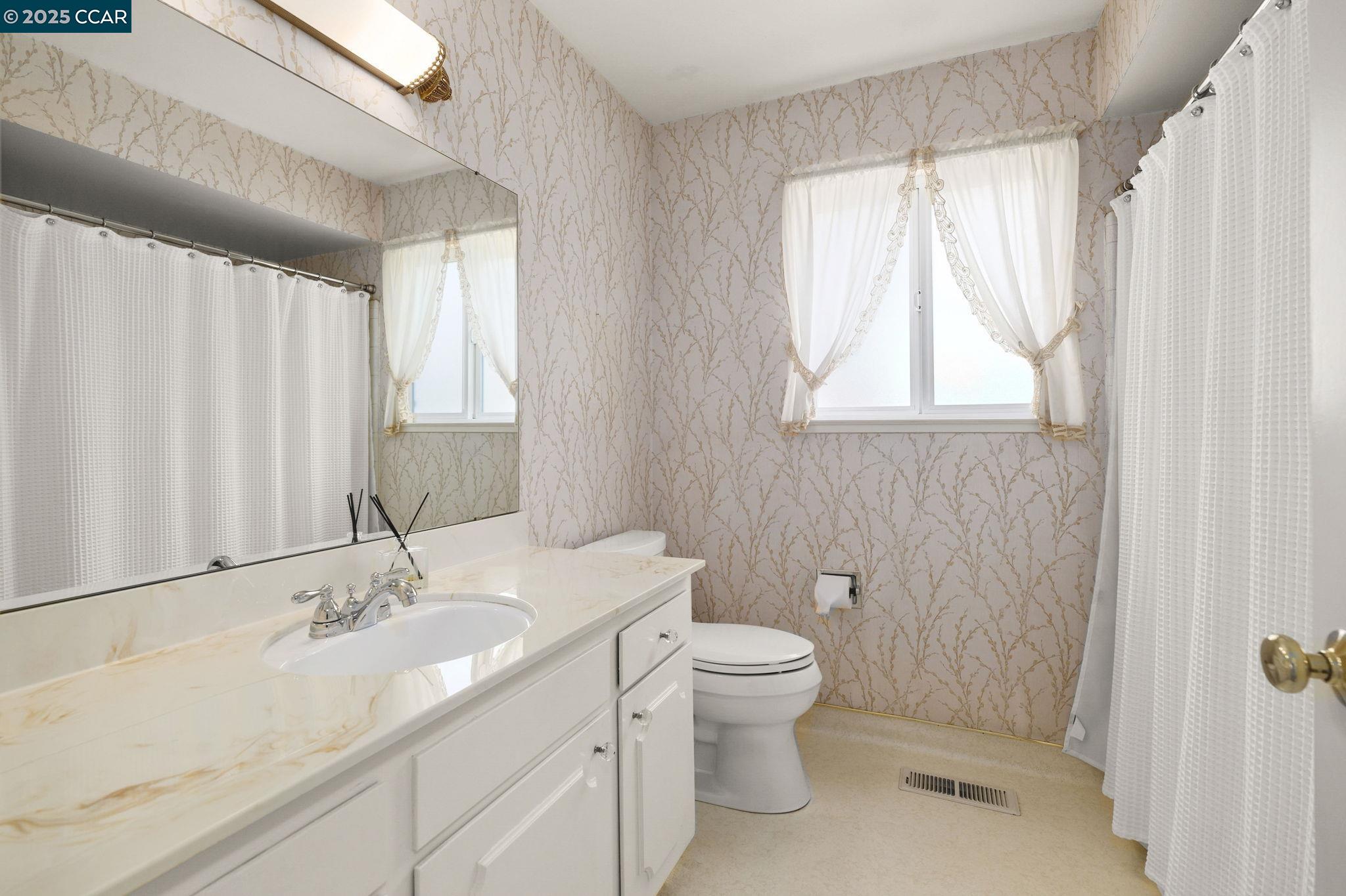 Detail Gallery Image 21 of 29 For 3906 Boatwright Dr, Concord,  CA 94519 - 3 Beds | 2 Baths