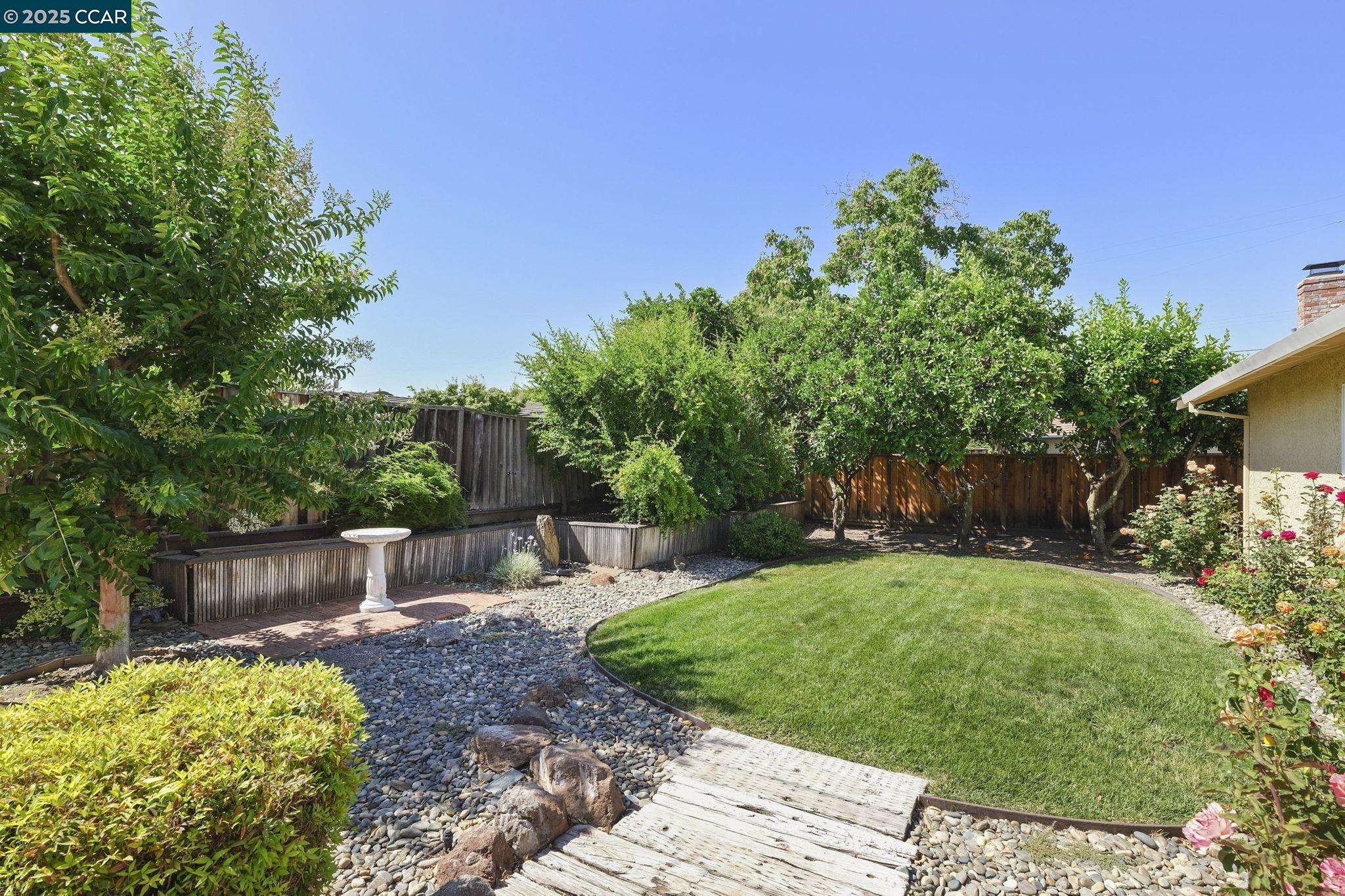 Detail Gallery Image 26 of 29 For 3906 Boatwright Dr, Concord,  CA 94519 - 3 Beds | 2 Baths