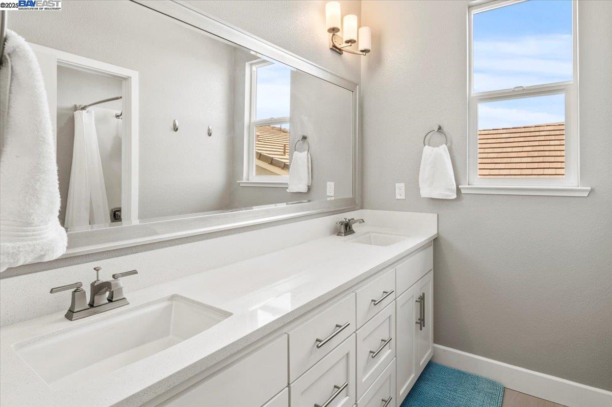Detail Gallery Image 37 of 60 For 6832 Spanner Ct, Tracy,  CA 95377 - 5 Beds | 3/1 Baths