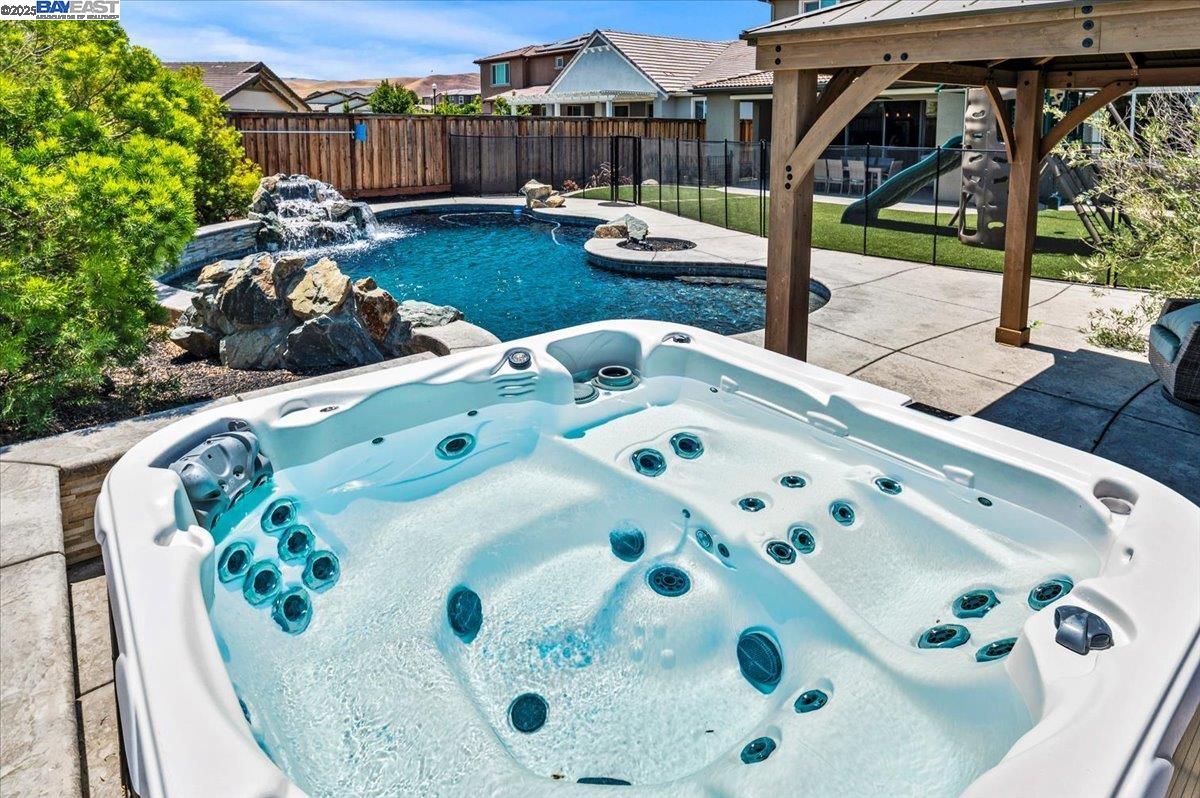 Detail Gallery Image 53 of 60 For 6832 Spanner Ct, Tracy,  CA 95377 - 5 Beds | 3/1 Baths
