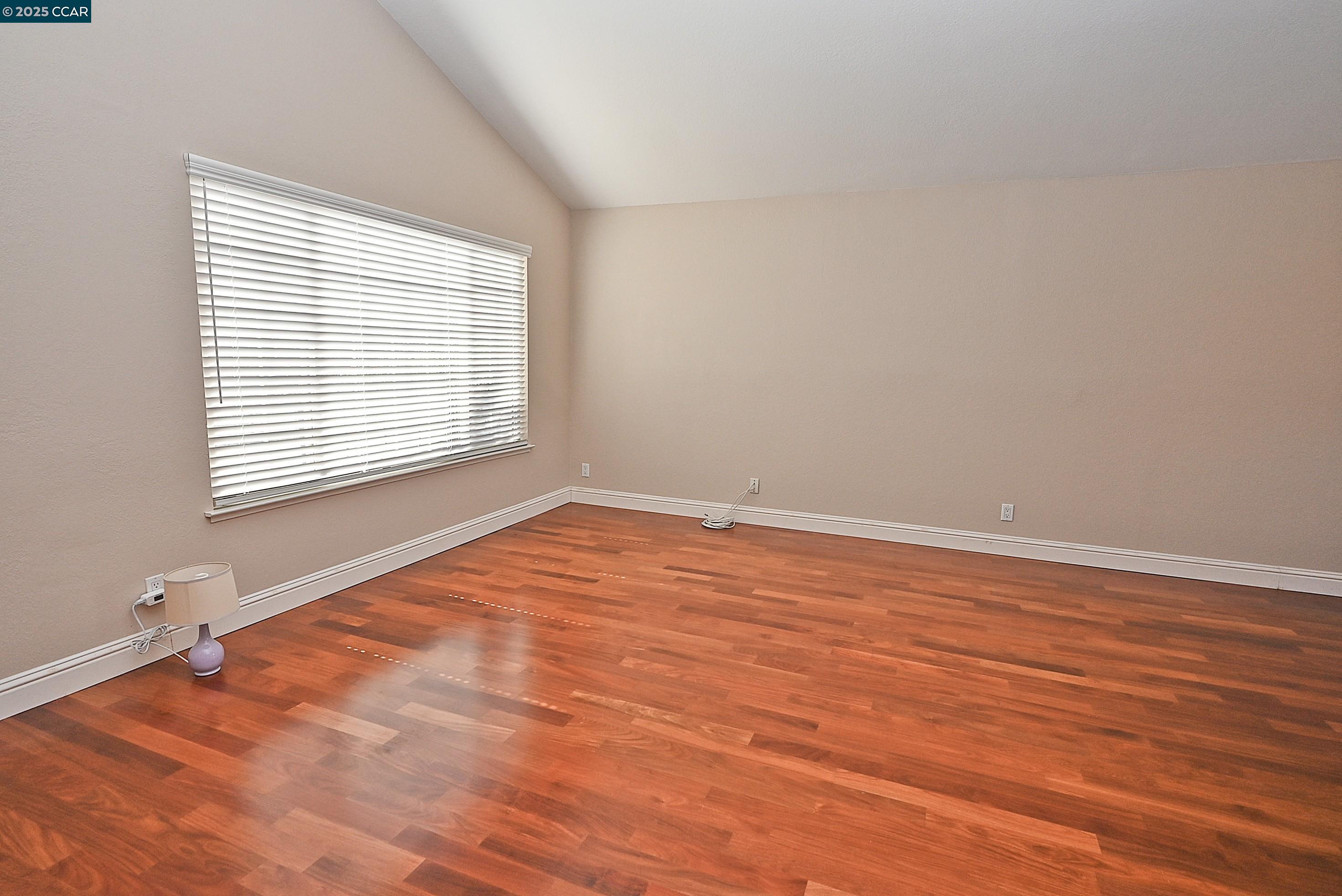 933 Meadowvale Ct, Martinez, California 94553, 4 Bedrooms Bedrooms, 10 Rooms Rooms,2 BathroomsBathrooms,Residential Lease,For Rent,933 Meadowvale Ct,41103517