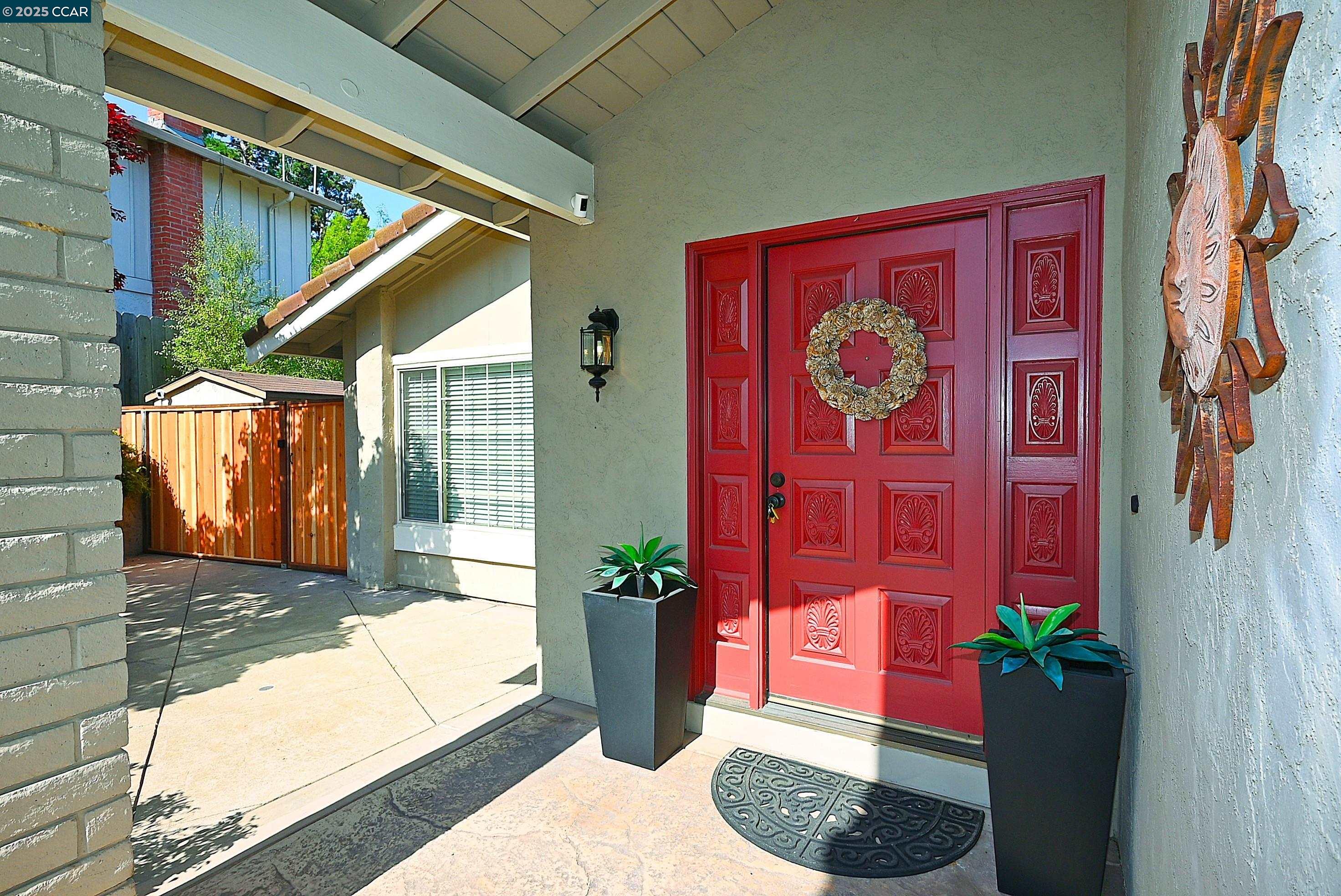 933 Meadowvale Ct, Martinez, California 94553, 4 Bedrooms Bedrooms, 10 Rooms Rooms,2 BathroomsBathrooms,Residential Lease,For Rent,933 Meadowvale Ct,41103517