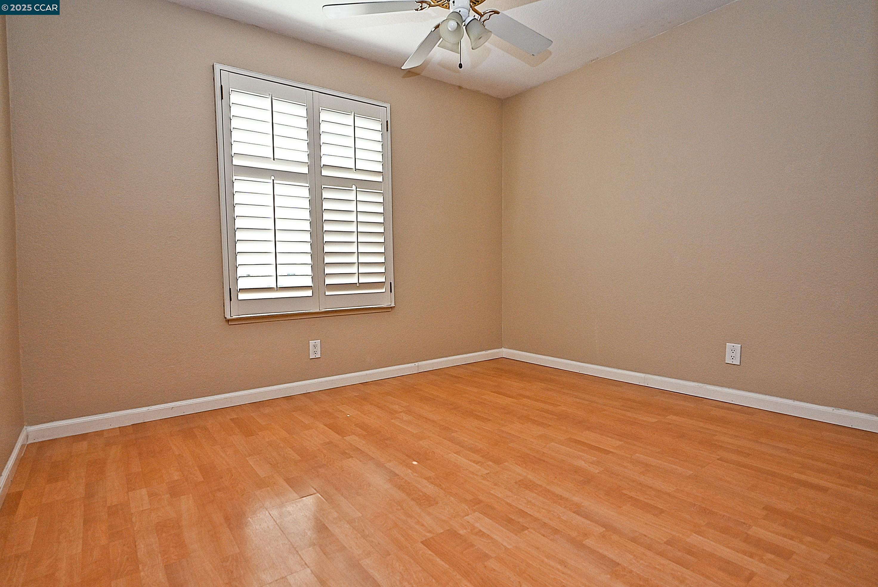 933 Meadowvale Ct, Martinez, California 94553, 4 Bedrooms Bedrooms, 10 Rooms Rooms,2 BathroomsBathrooms,Residential Lease,For Rent,933 Meadowvale Ct,41103517