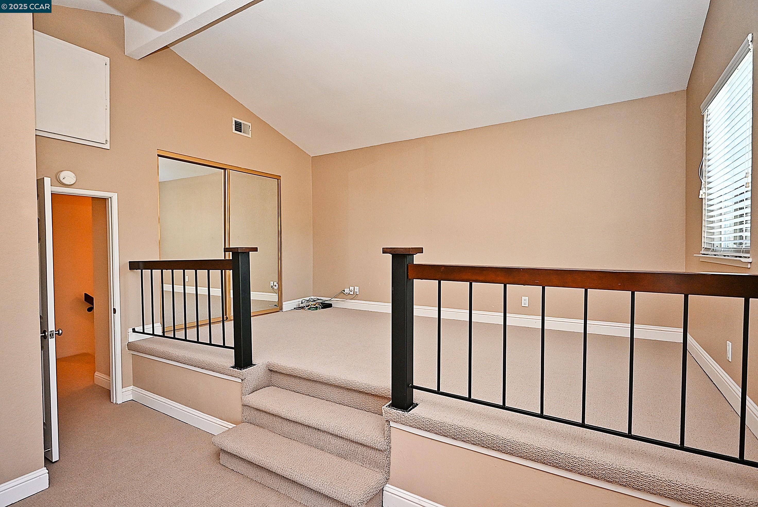 933 Meadowvale Ct, Martinez, California 94553, 4 Bedrooms Bedrooms, 10 Rooms Rooms,2 BathroomsBathrooms,Residential Lease,For Rent,933 Meadowvale Ct,41103517