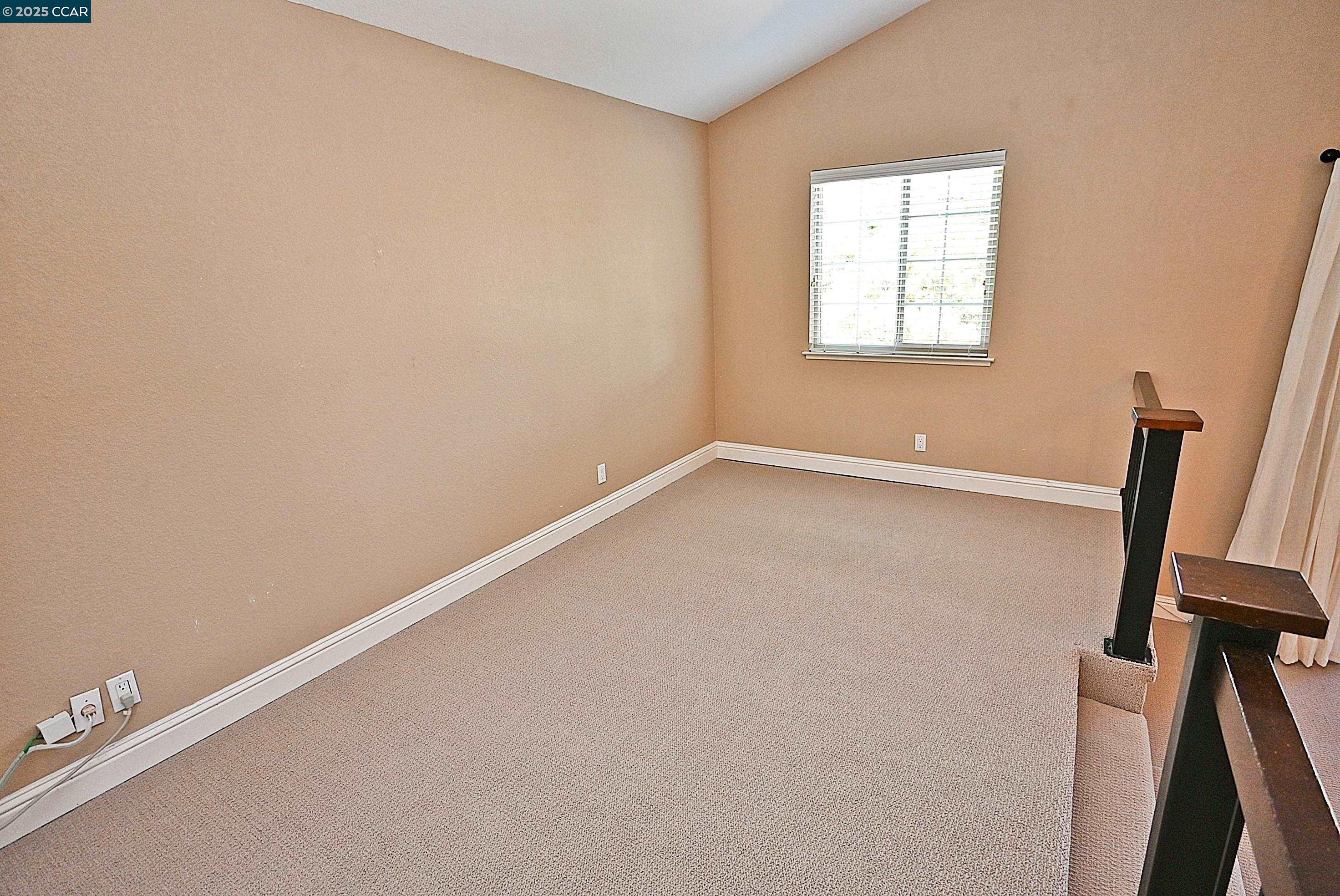 933 Meadowvale Ct, Martinez, California 94553, 4 Bedrooms Bedrooms, 10 Rooms Rooms,2 BathroomsBathrooms,Residential Lease,For Rent,933 Meadowvale Ct,41103517