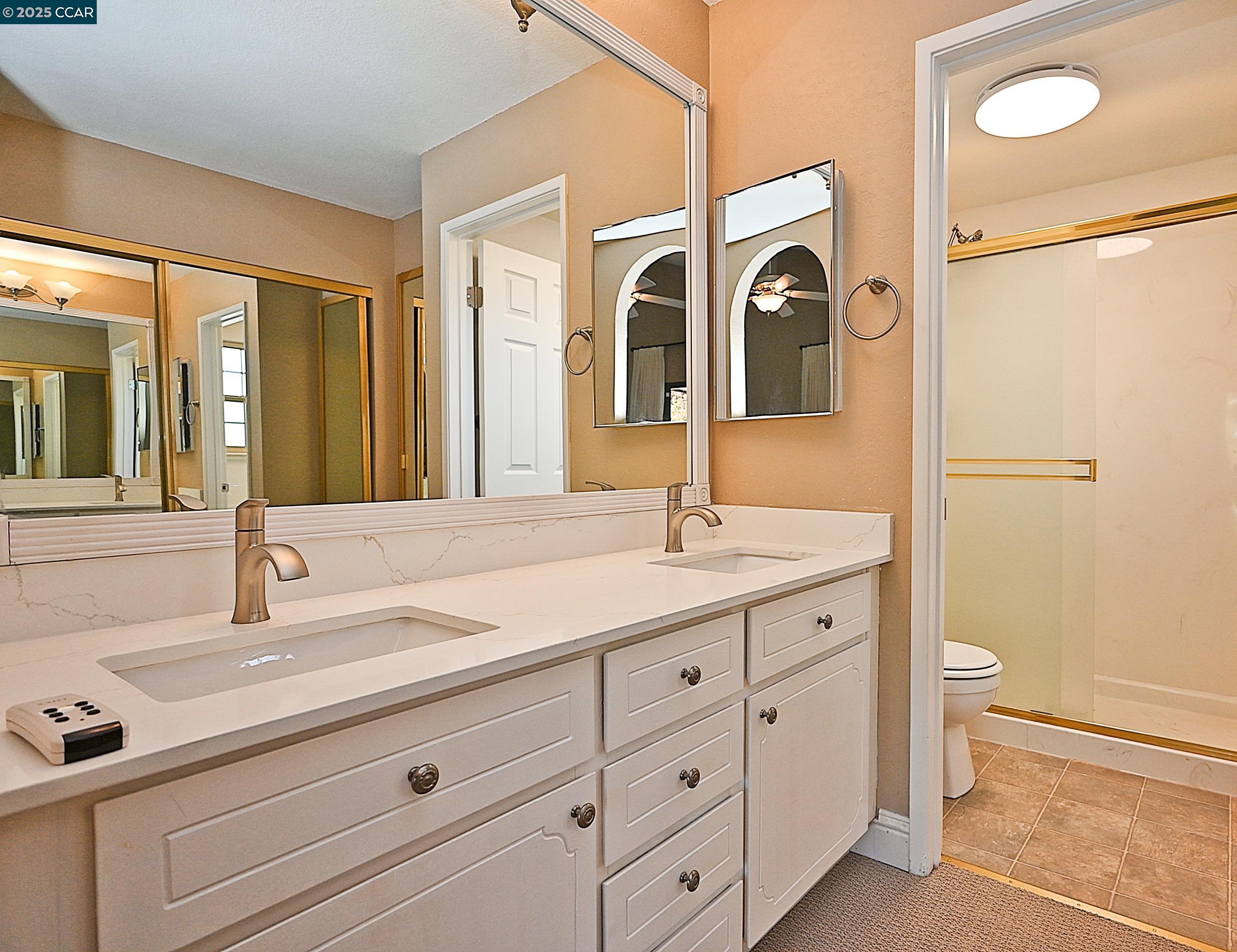 933 Meadowvale Ct, Martinez, California 94553, 4 Bedrooms Bedrooms, 10 Rooms Rooms,2 BathroomsBathrooms,Residential Lease,For Rent,933 Meadowvale Ct,41103517