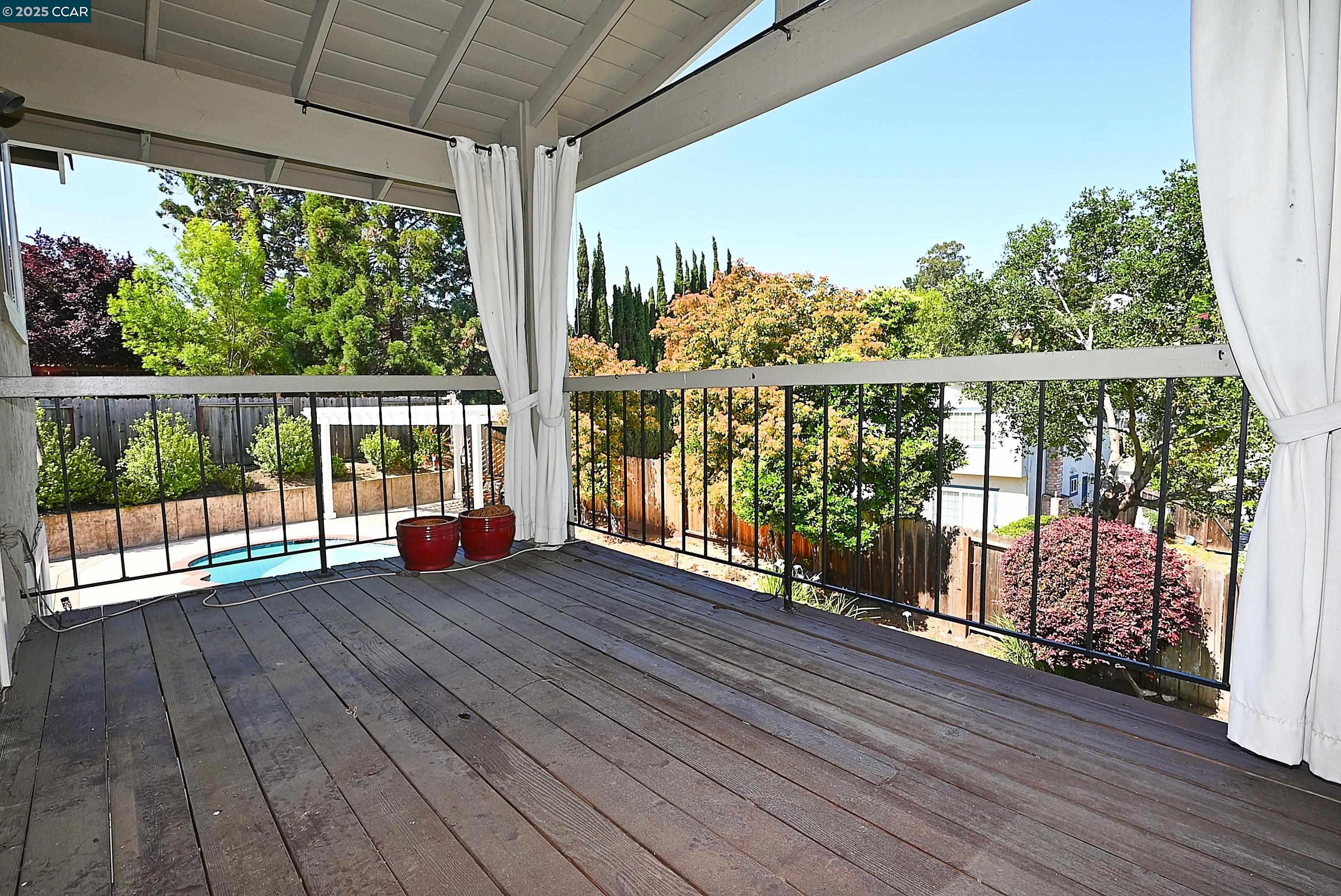 933 Meadowvale Ct, Martinez, California 94553, 4 Bedrooms Bedrooms, 10 Rooms Rooms,2 BathroomsBathrooms,Residential Lease,For Rent,933 Meadowvale Ct,41103517