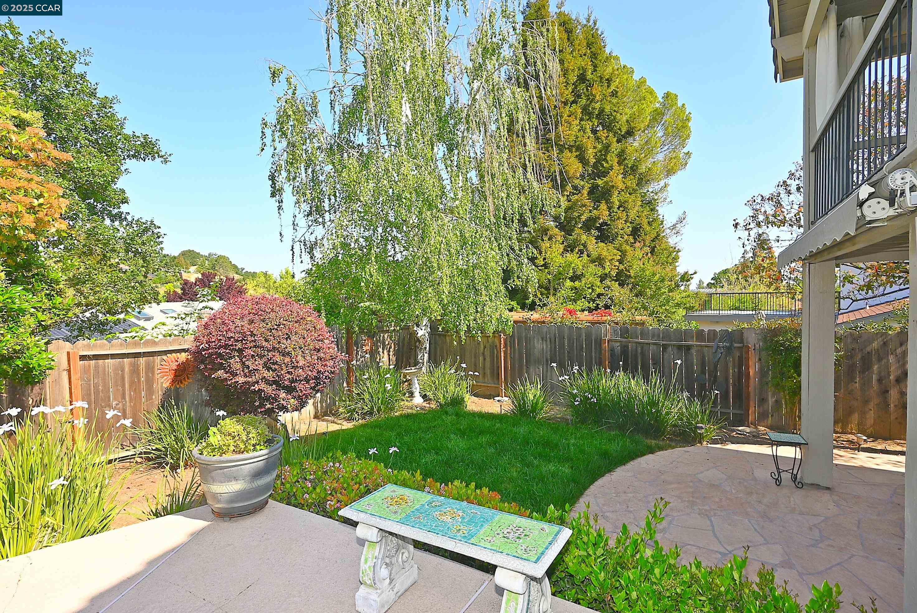 933 Meadowvale Ct, Martinez, California 94553, 4 Bedrooms Bedrooms, 10 Rooms Rooms,2 BathroomsBathrooms,Residential Lease,For Rent,933 Meadowvale Ct,41103517