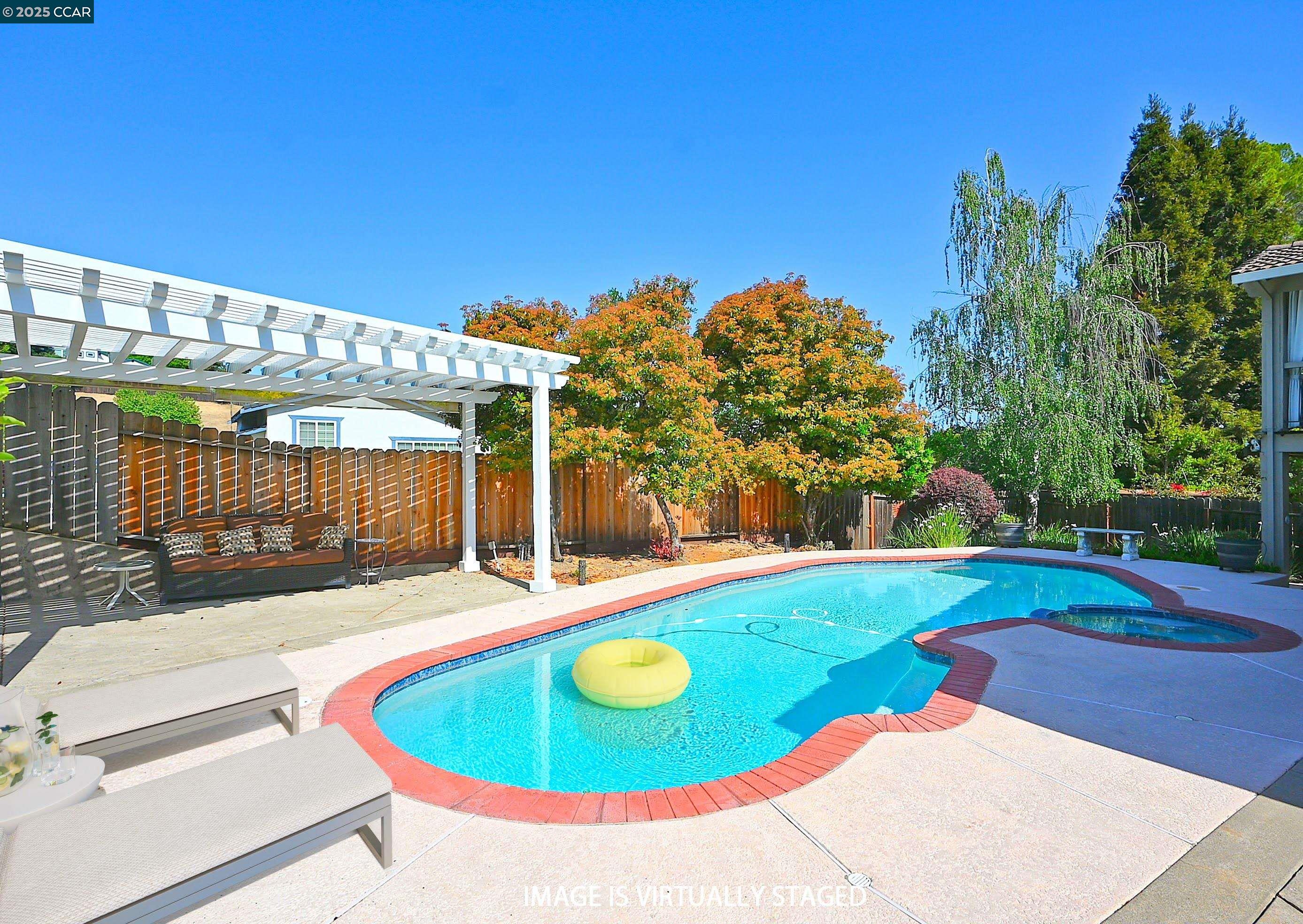 933 Meadowvale Ct, Martinez, California 94553, 4 Bedrooms Bedrooms, 10 Rooms Rooms,2 BathroomsBathrooms,Residential Lease,For Rent,933 Meadowvale Ct,41103517