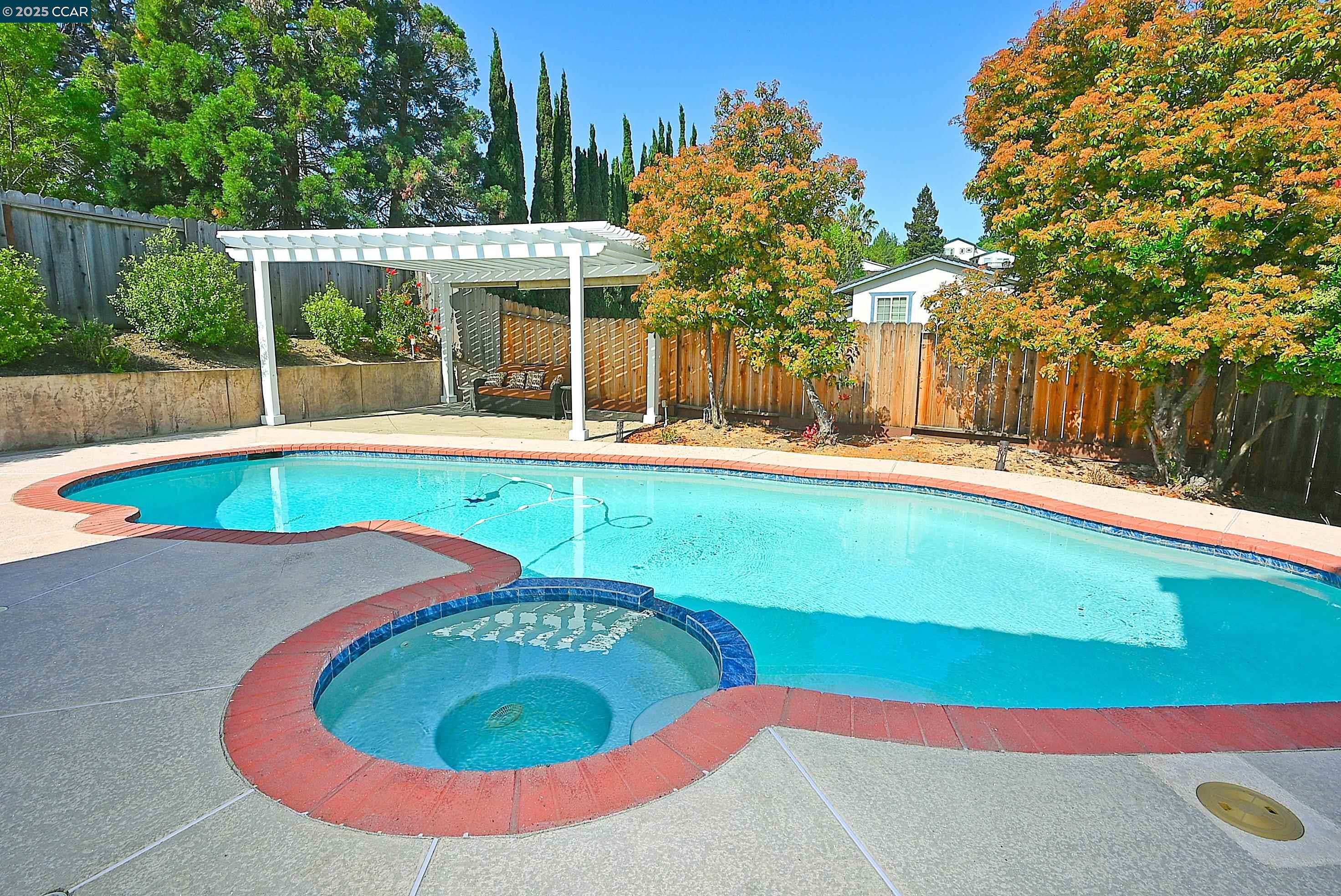 933 Meadowvale Ct, Martinez, California 94553, 4 Bedrooms Bedrooms, 10 Rooms Rooms,2 BathroomsBathrooms,Residential Lease,For Rent,933 Meadowvale Ct,41103517